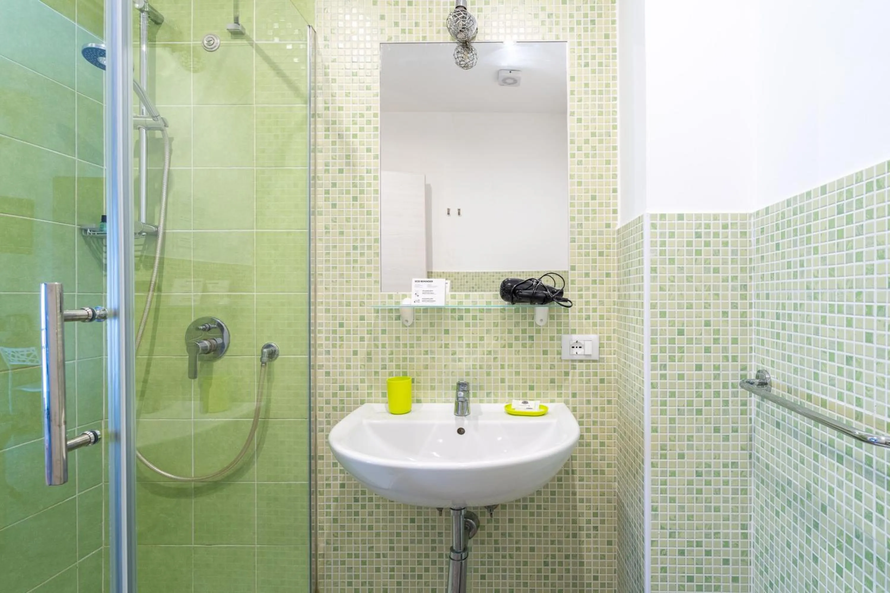 Bathroom in Cavour Rooms