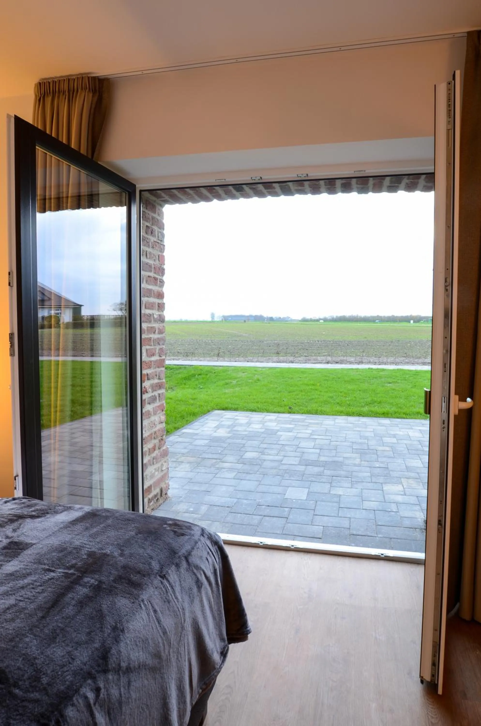 Garden view, Bed in Bingers kleine Scheune