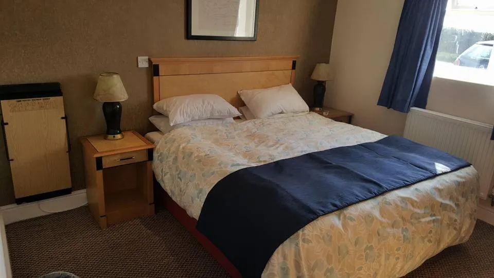 Photo of the whole room in The Plough Inn