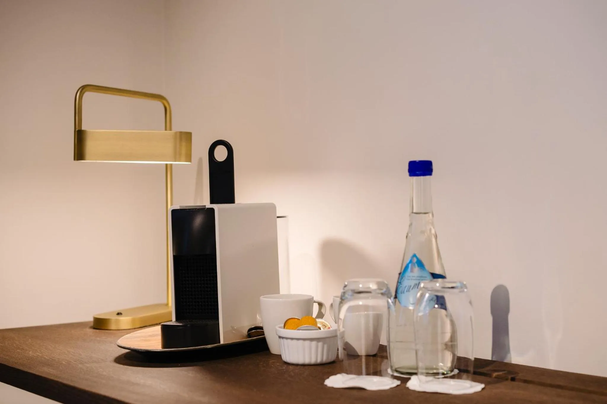 Coffee/tea facilities in Hotel du Bassin
