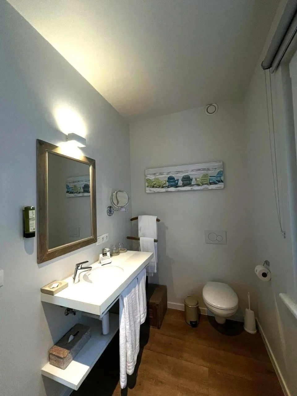 Toilet in Hotel du Bassin