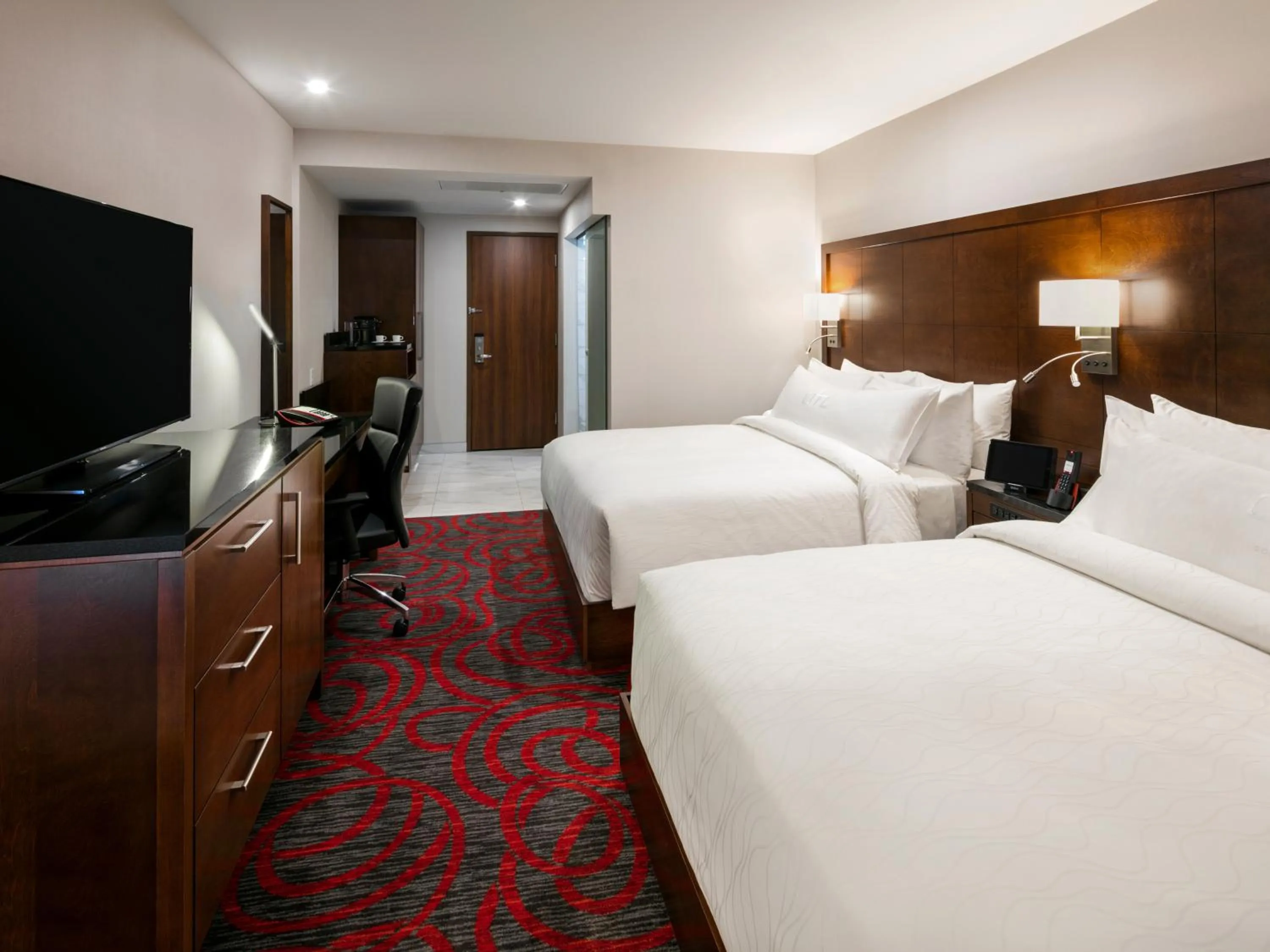 Bedroom, Bed in OTL Gouverneur Saguenay