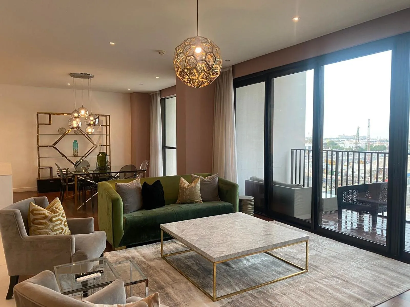 Living room, Seating Area in Dream Inn Apartments - City Walk Prime