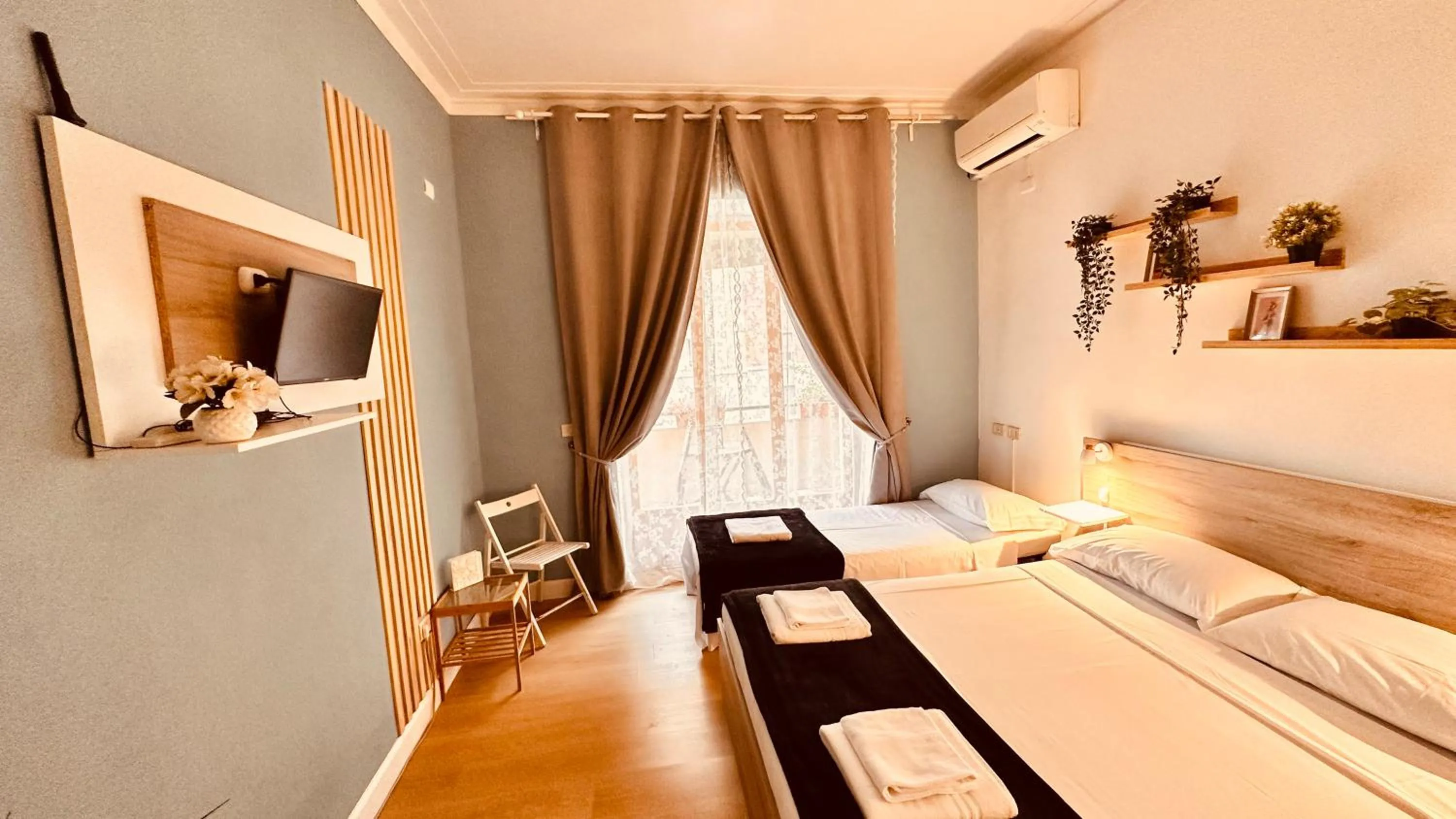 Bed in Pardis Guest house