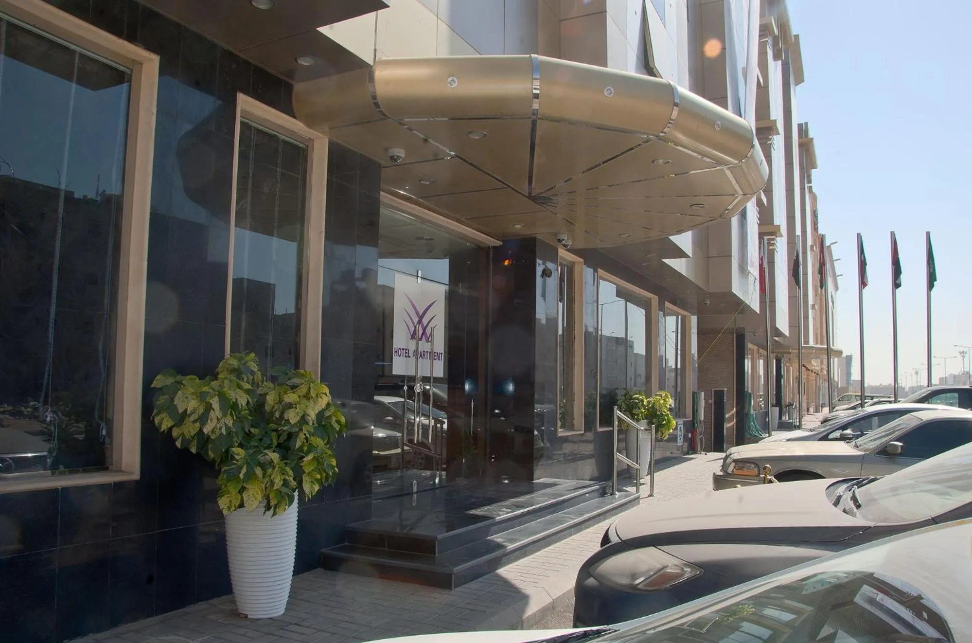 Facade/entrance in Diyafat Al Saada Serviced Apartments - Ishbillia