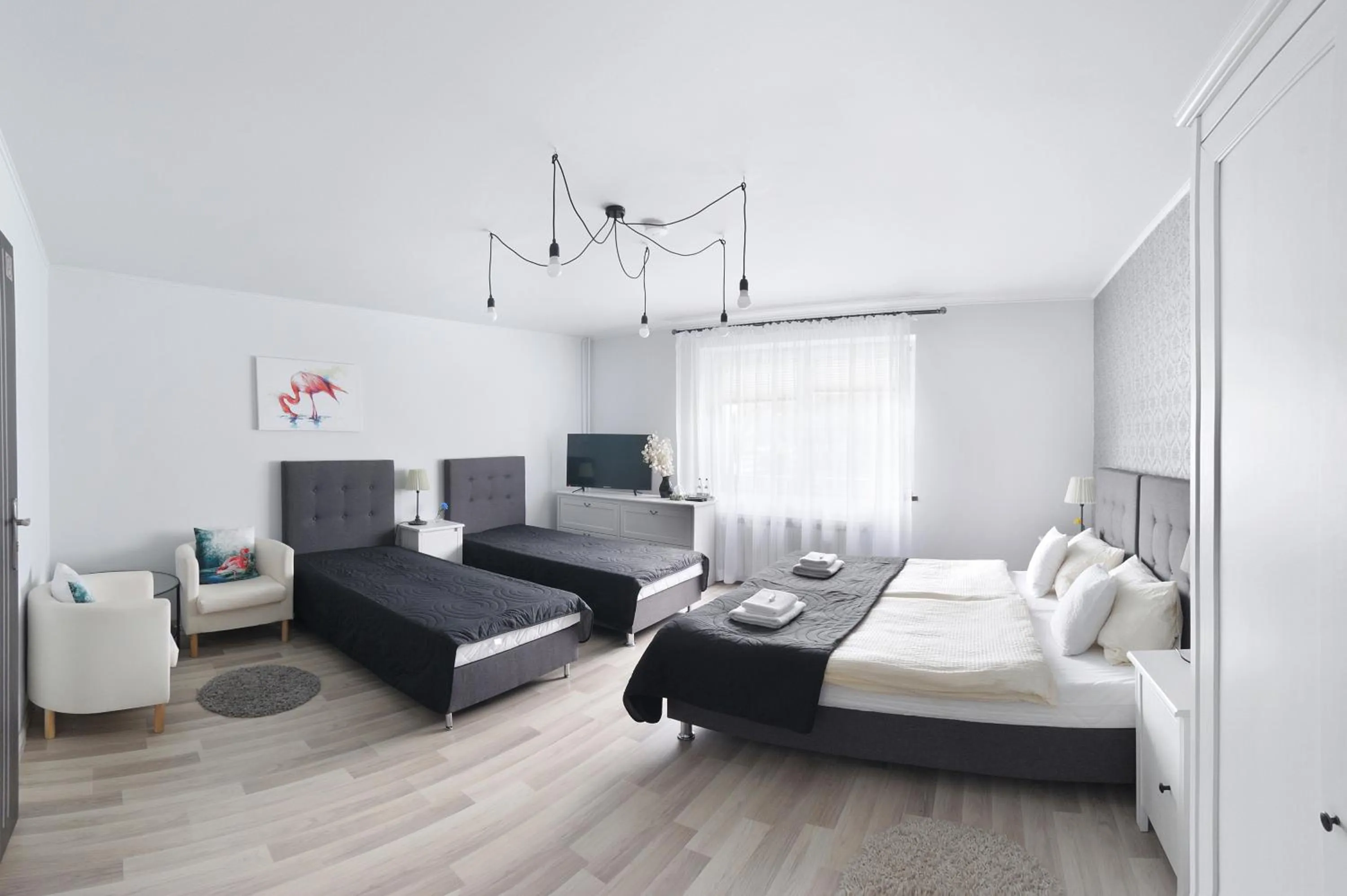 Photo of the whole room, Bed in 7th Room Guest House