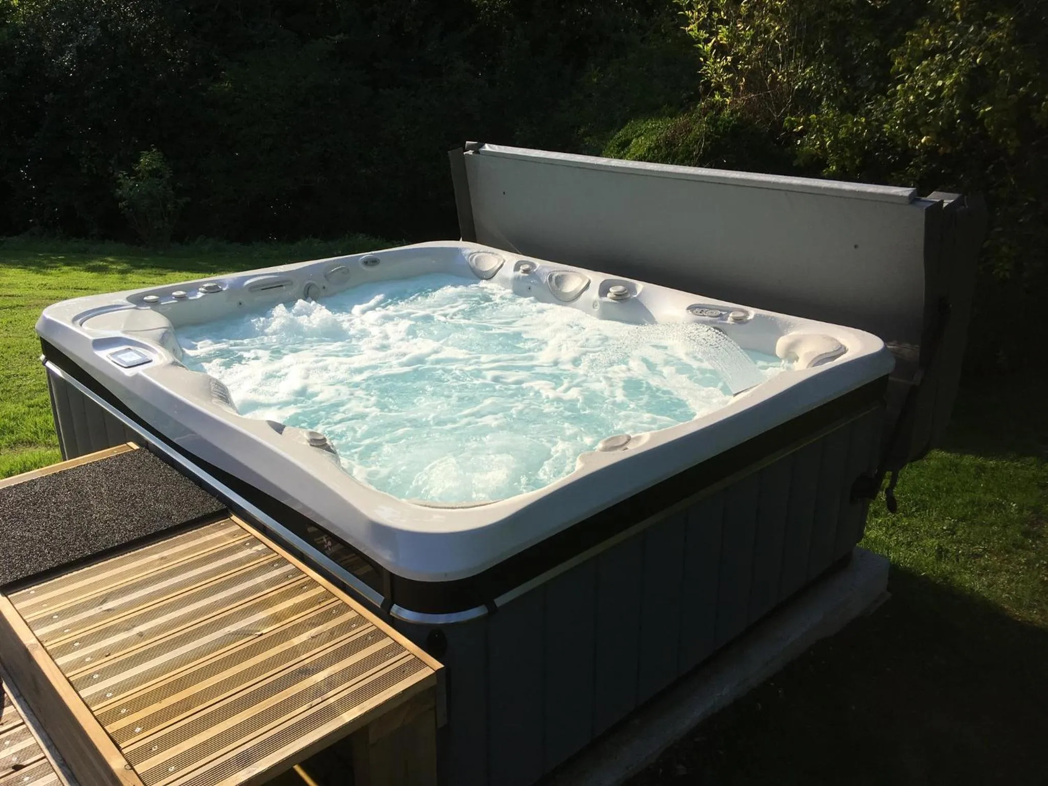 Hot Tub in Le Clos Dessyag