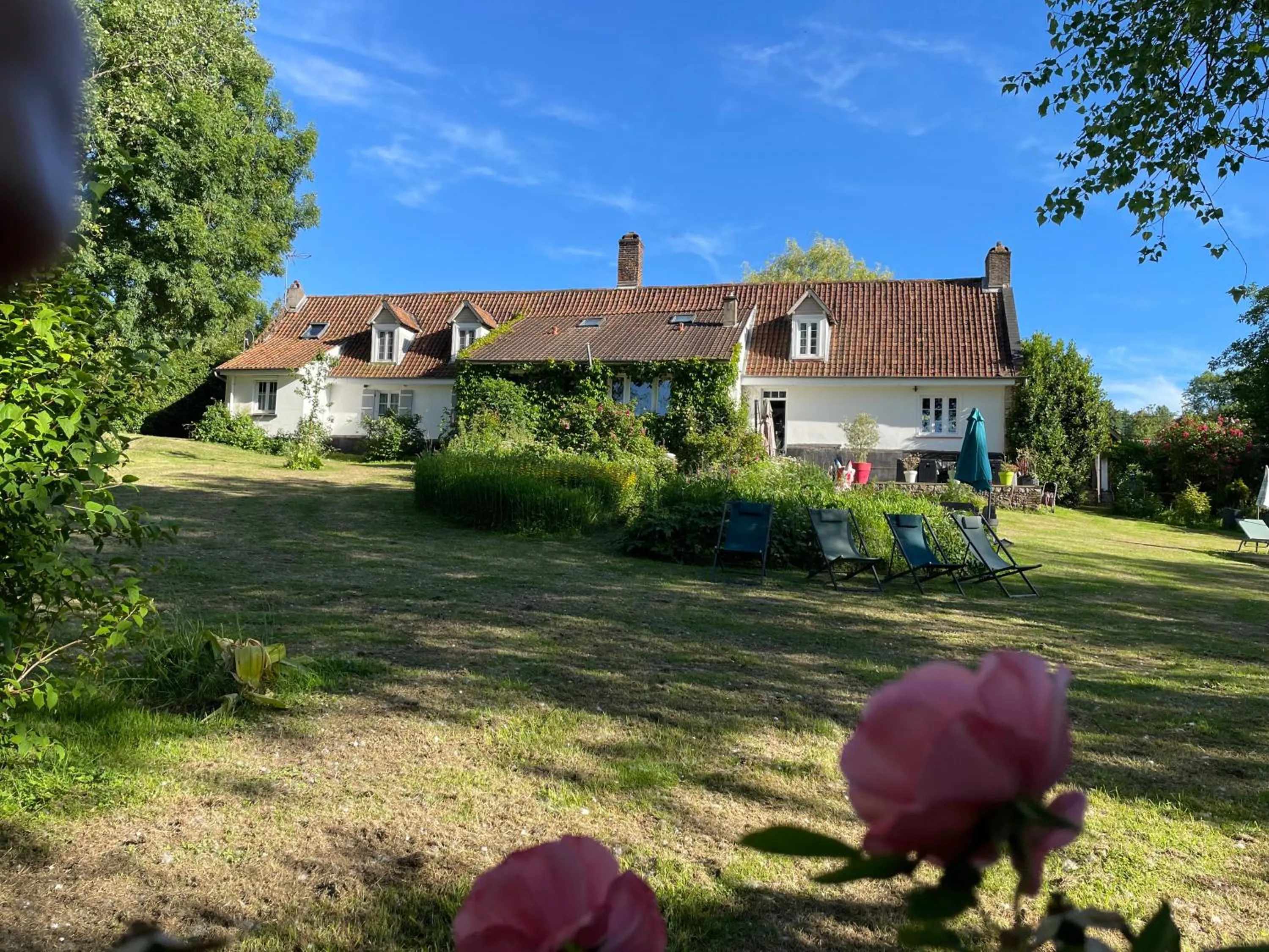 Property Building in Le Clos Dessyag