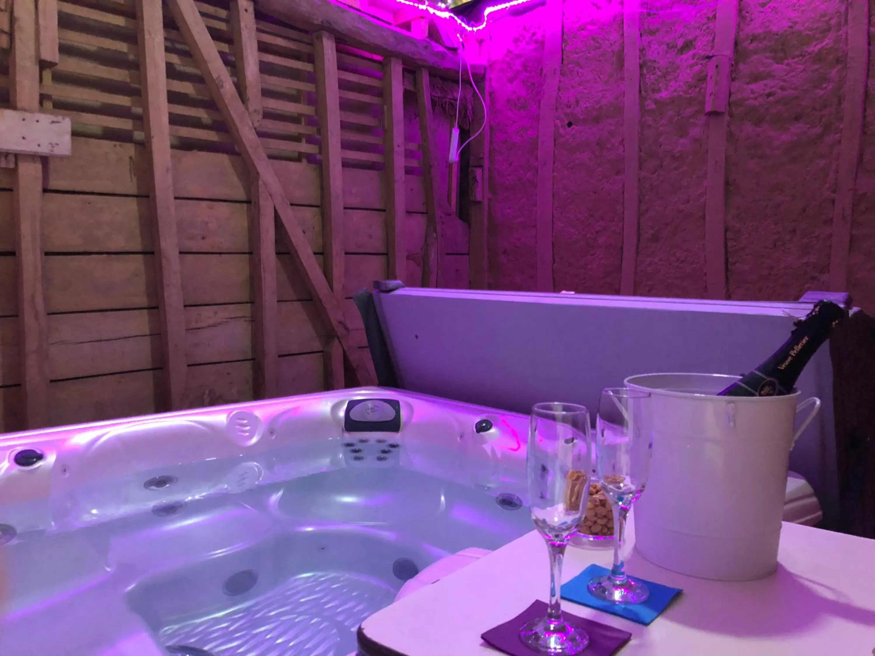 Hot Tub in Le Clos Dessyag