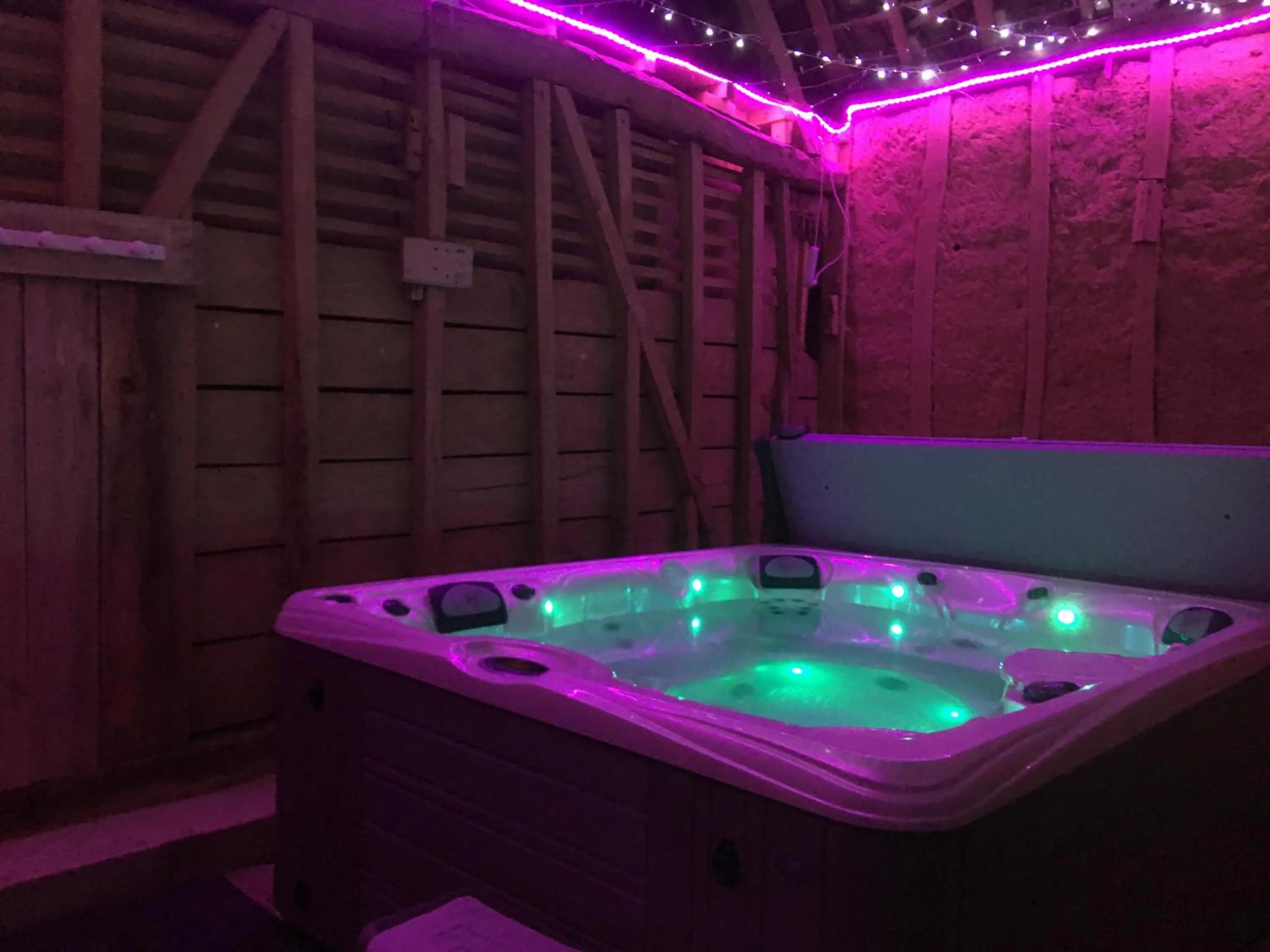 Hot Tub in Le Clos Dessyag