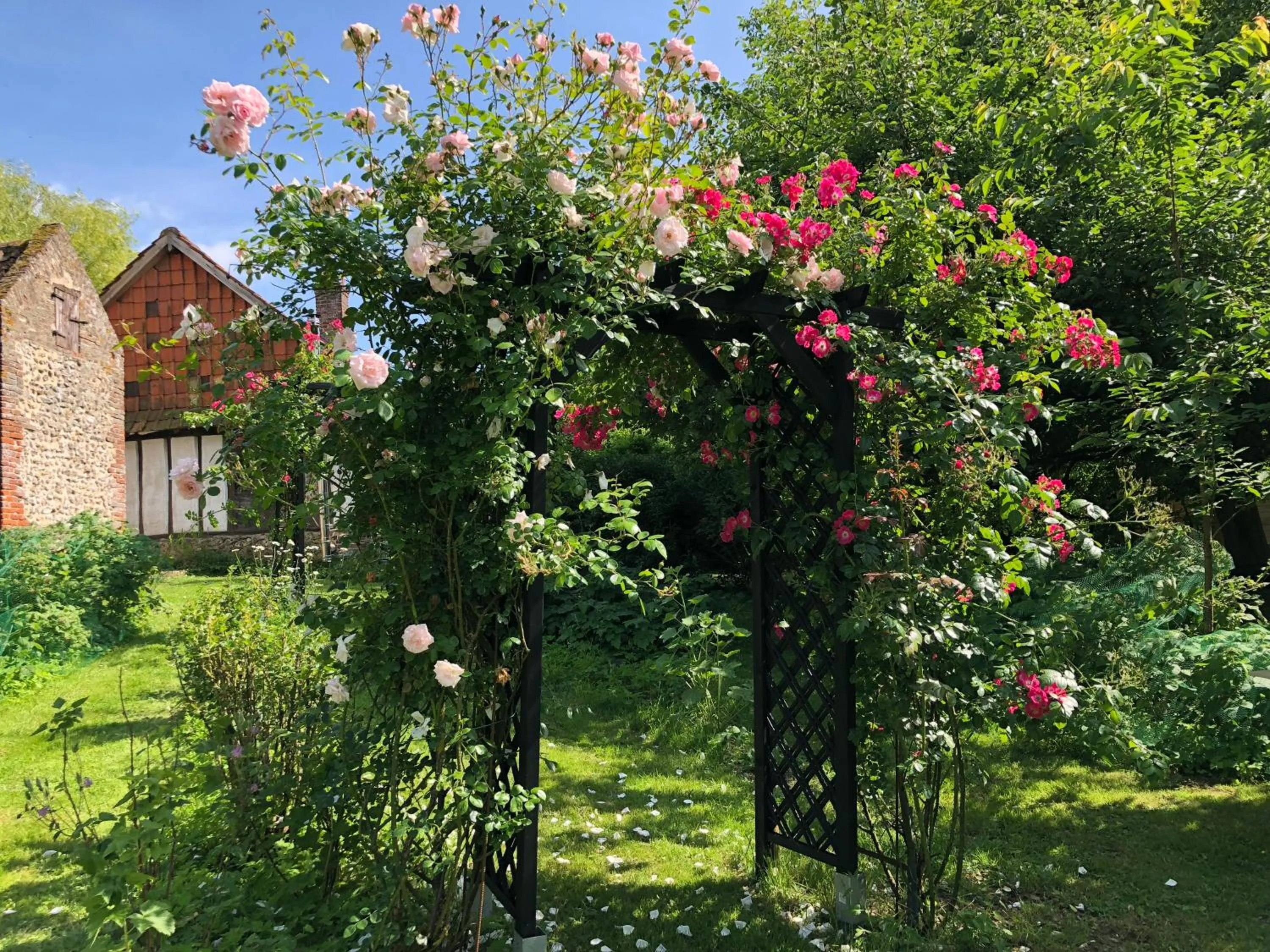 Garden in Le Clos Dessyag