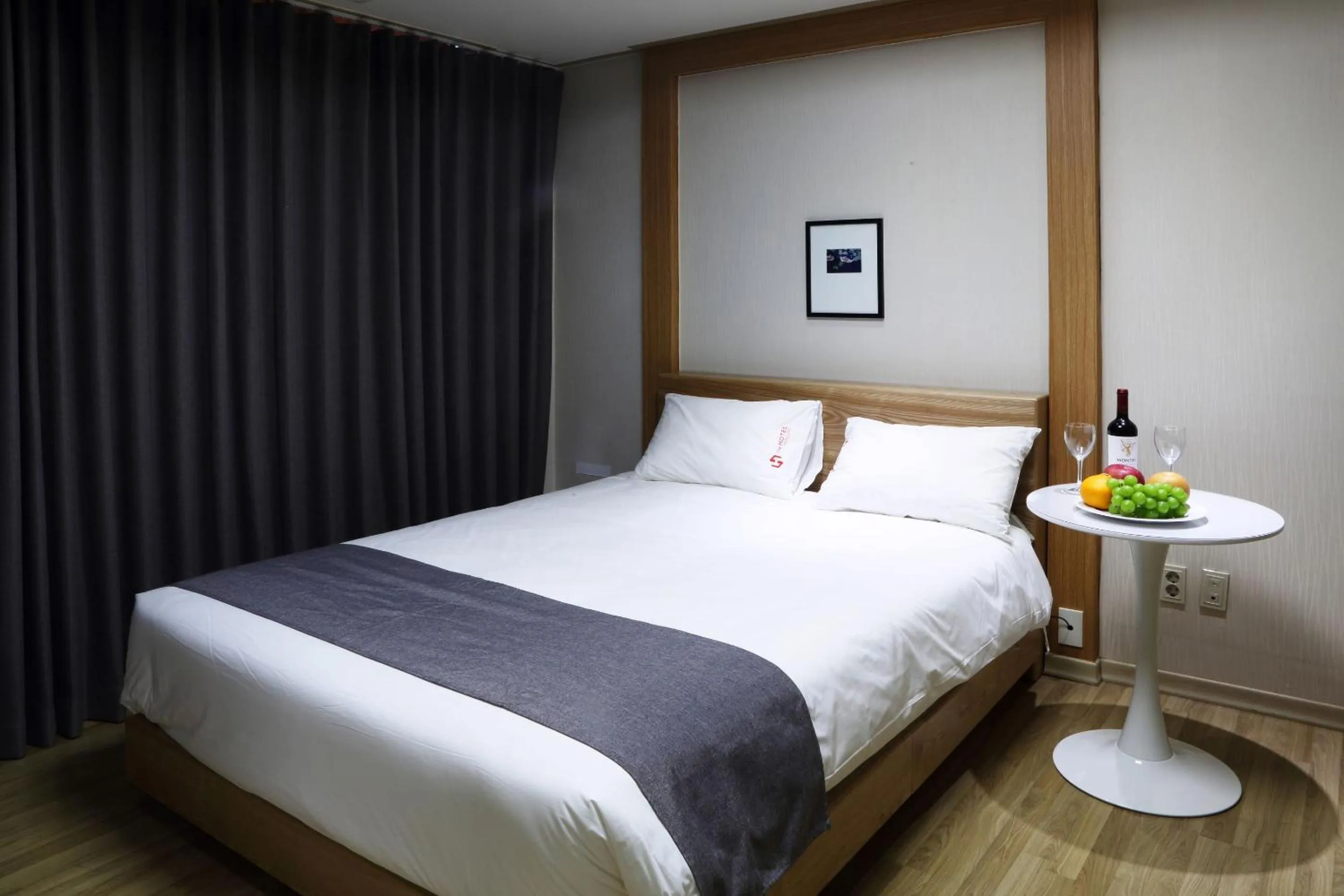 Bed in Incheon The Hotel Yeongjong