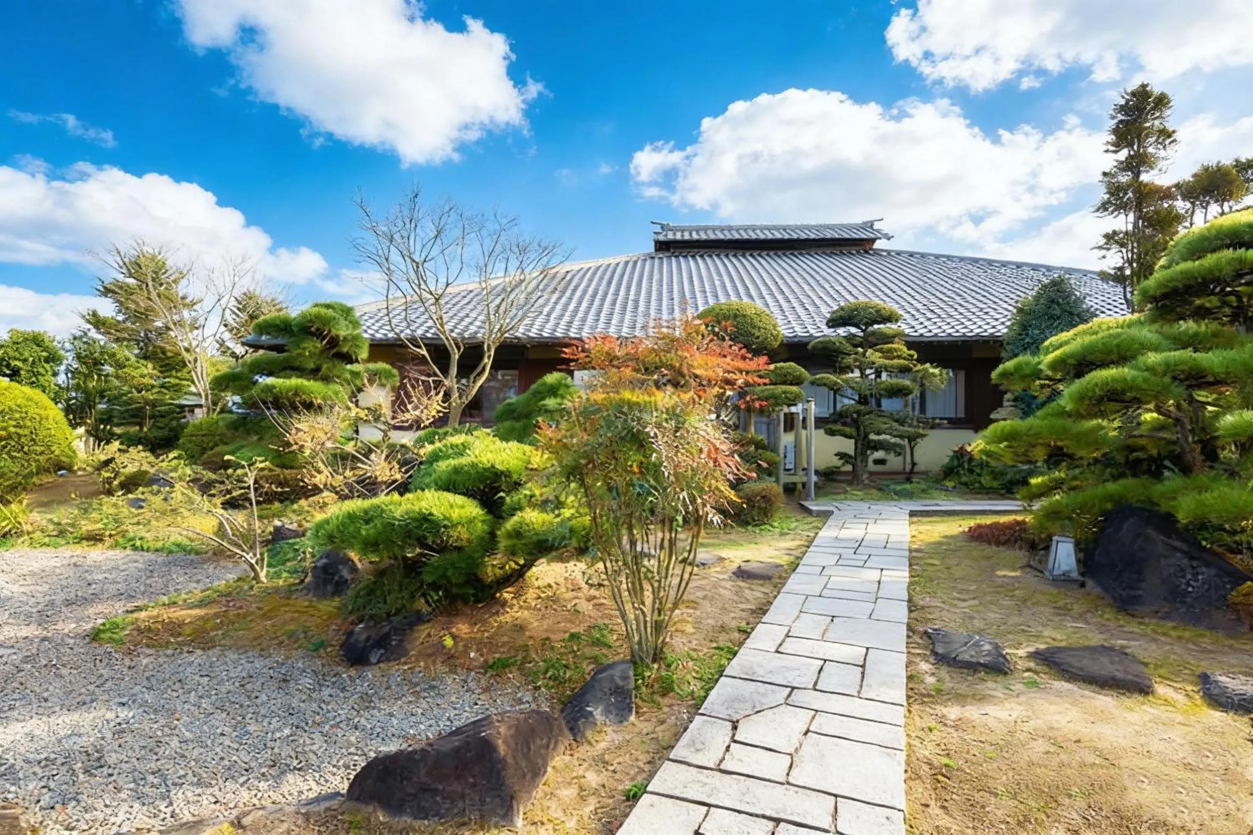 Garden in Kansai Airport Hotel Pine Villa