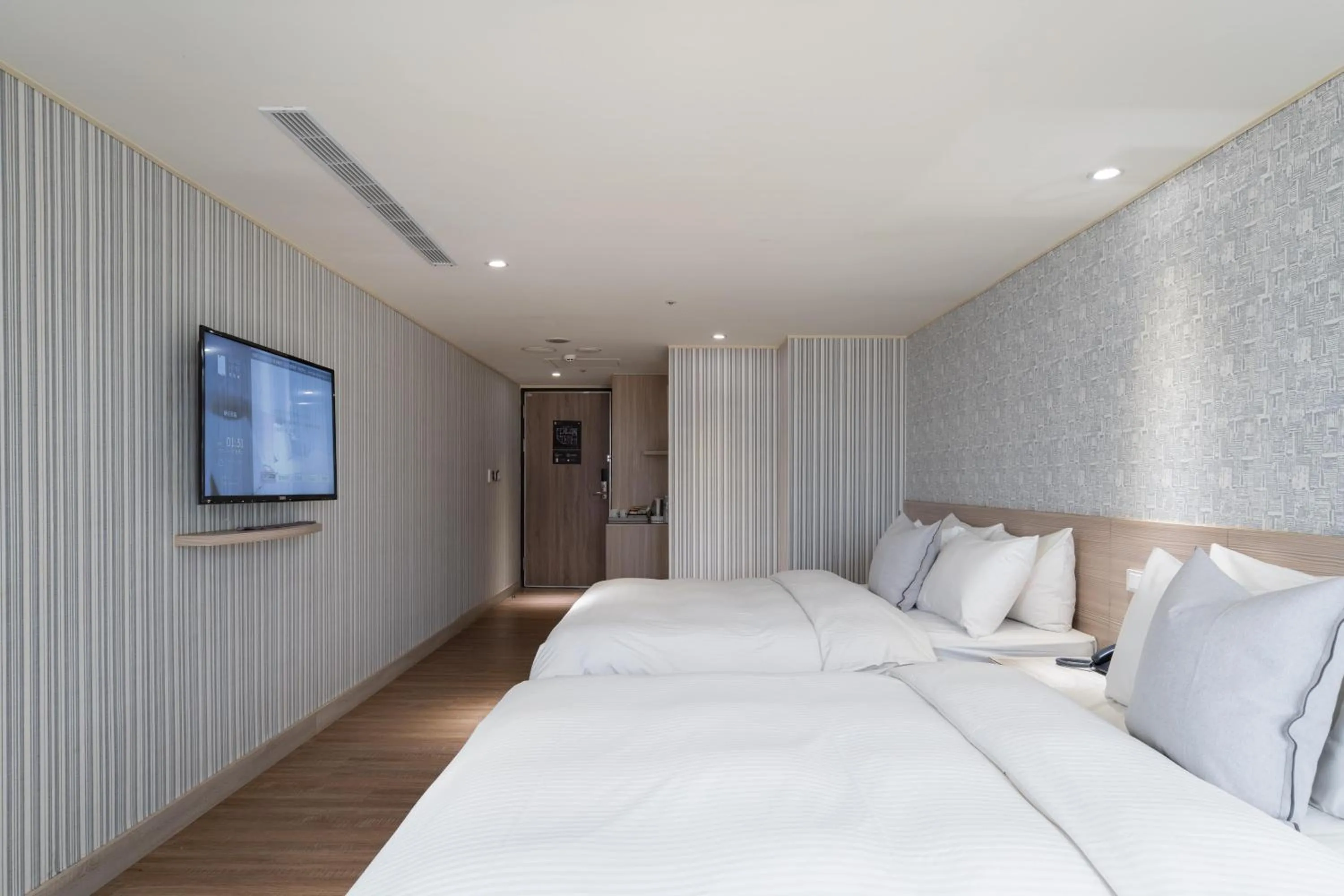 Bed in Elence Hotel