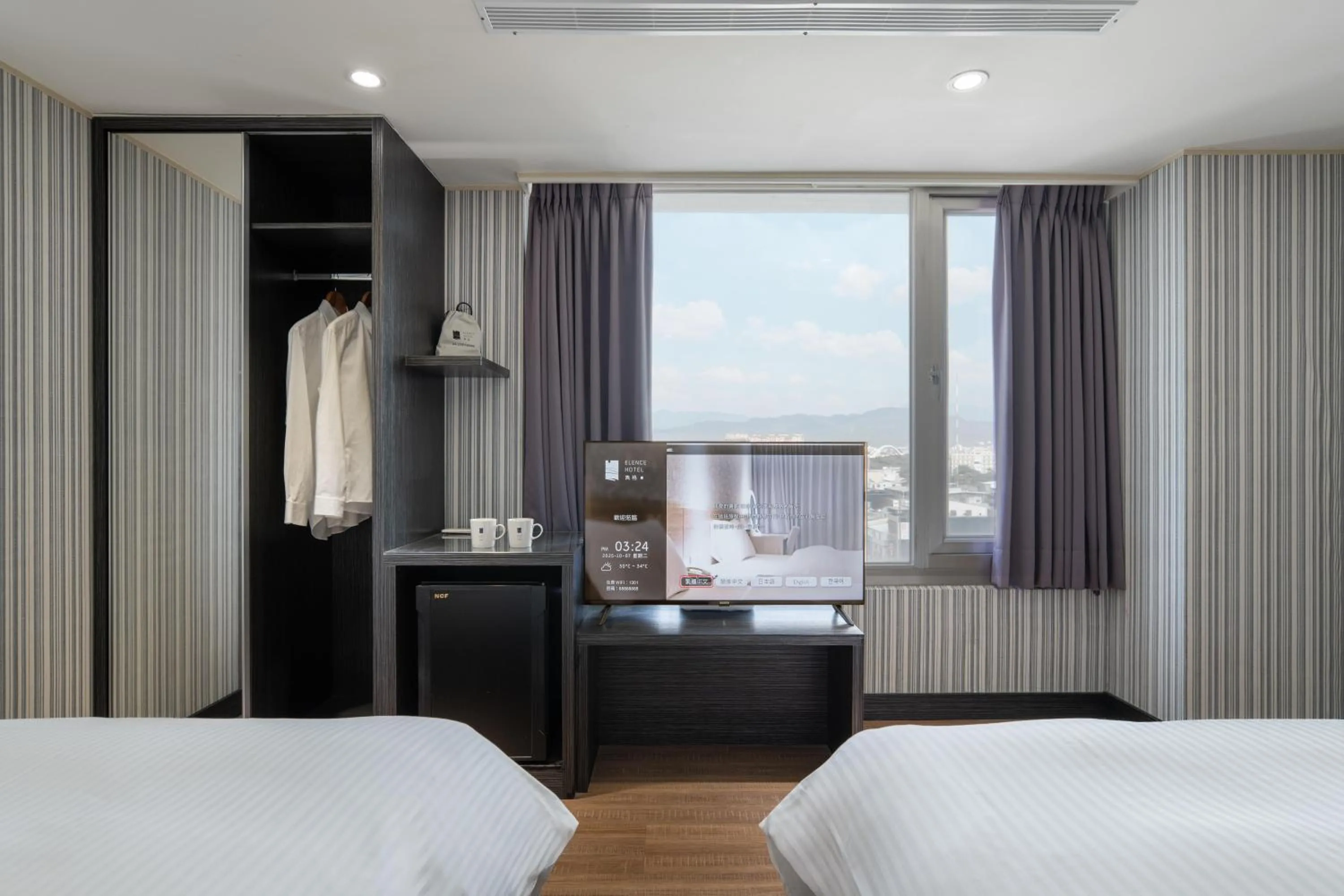 Bed in Elence Hotel