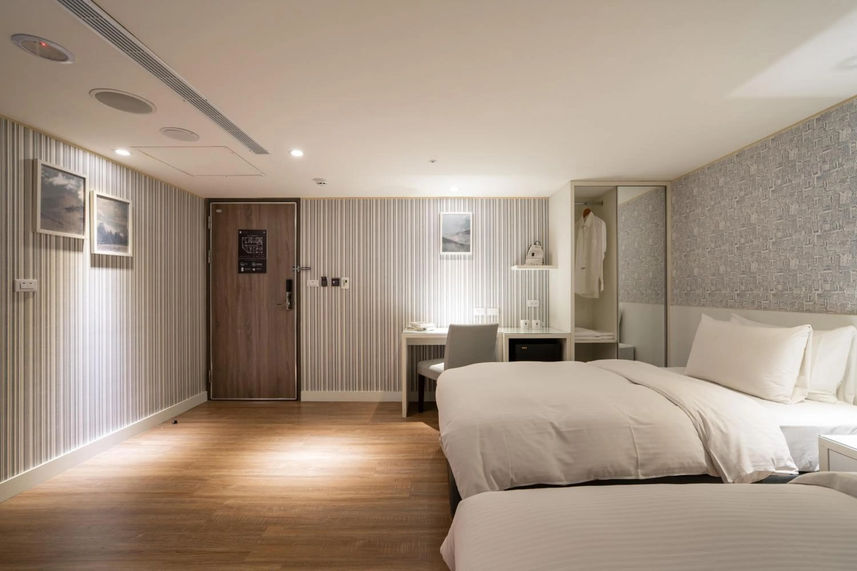 Bed in Elence Hotel