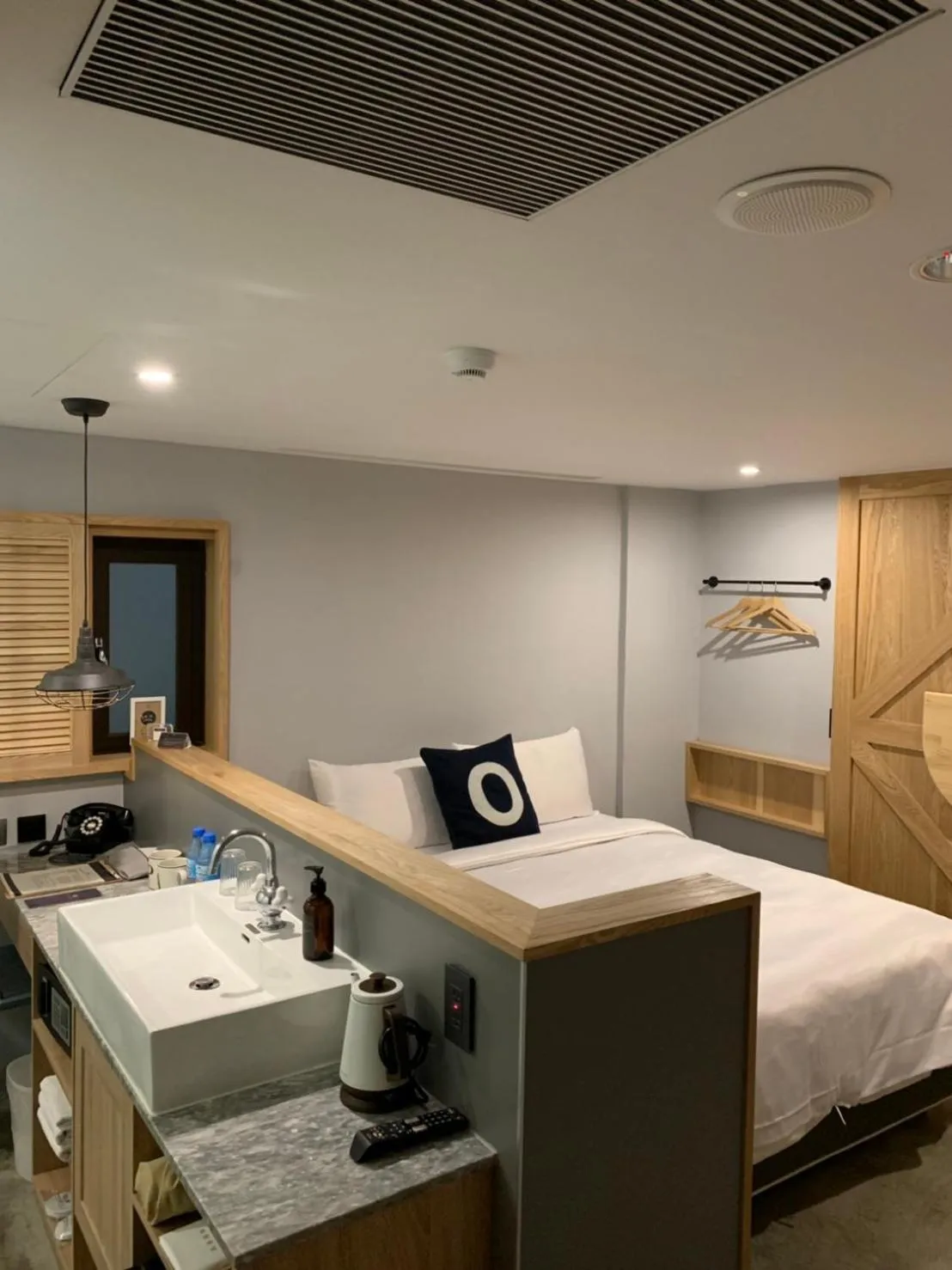 Photo of the whole room, Bed in PAPO'A Hotel