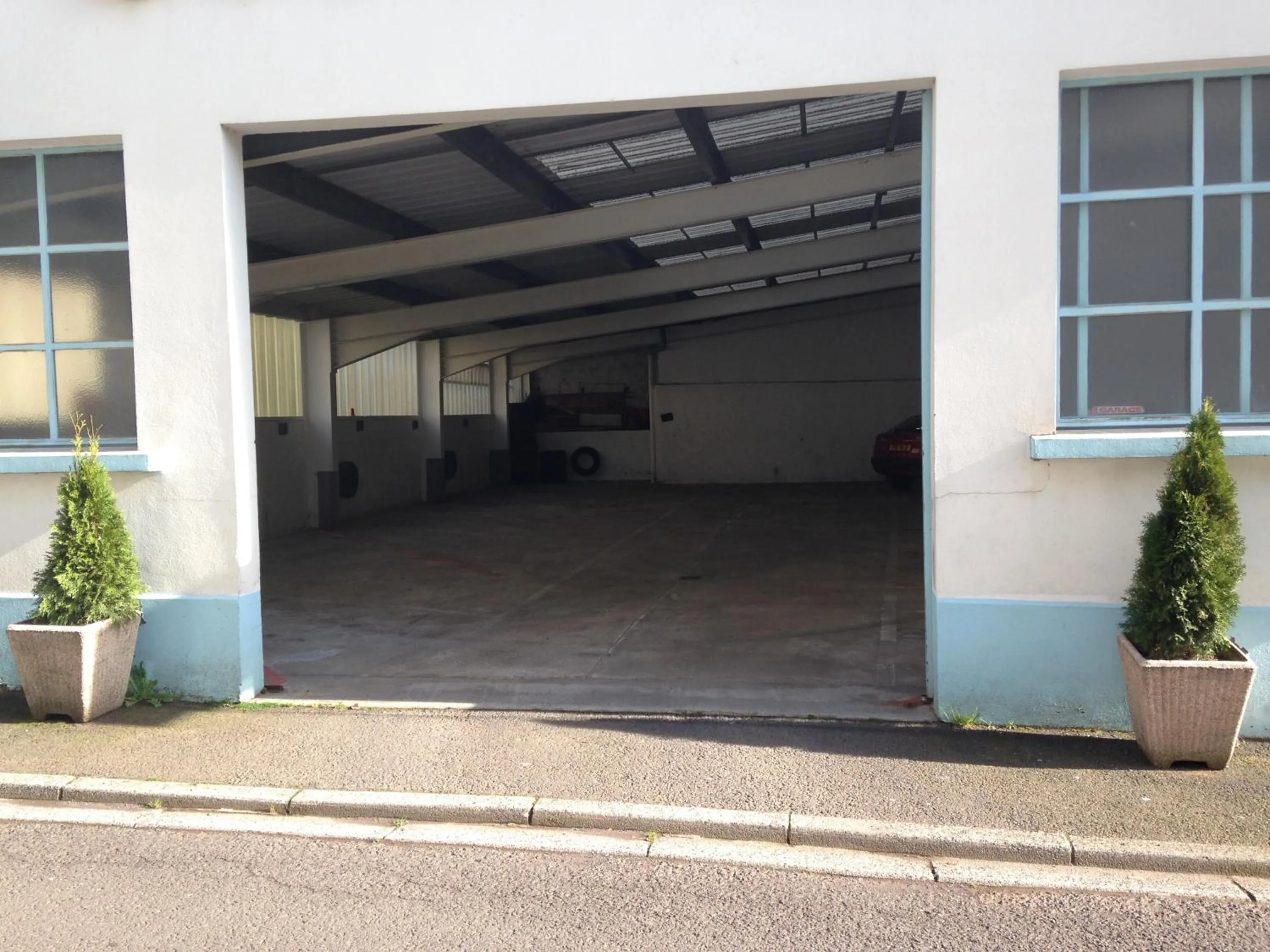 Area and facilities in Hôtel de l'Aviation