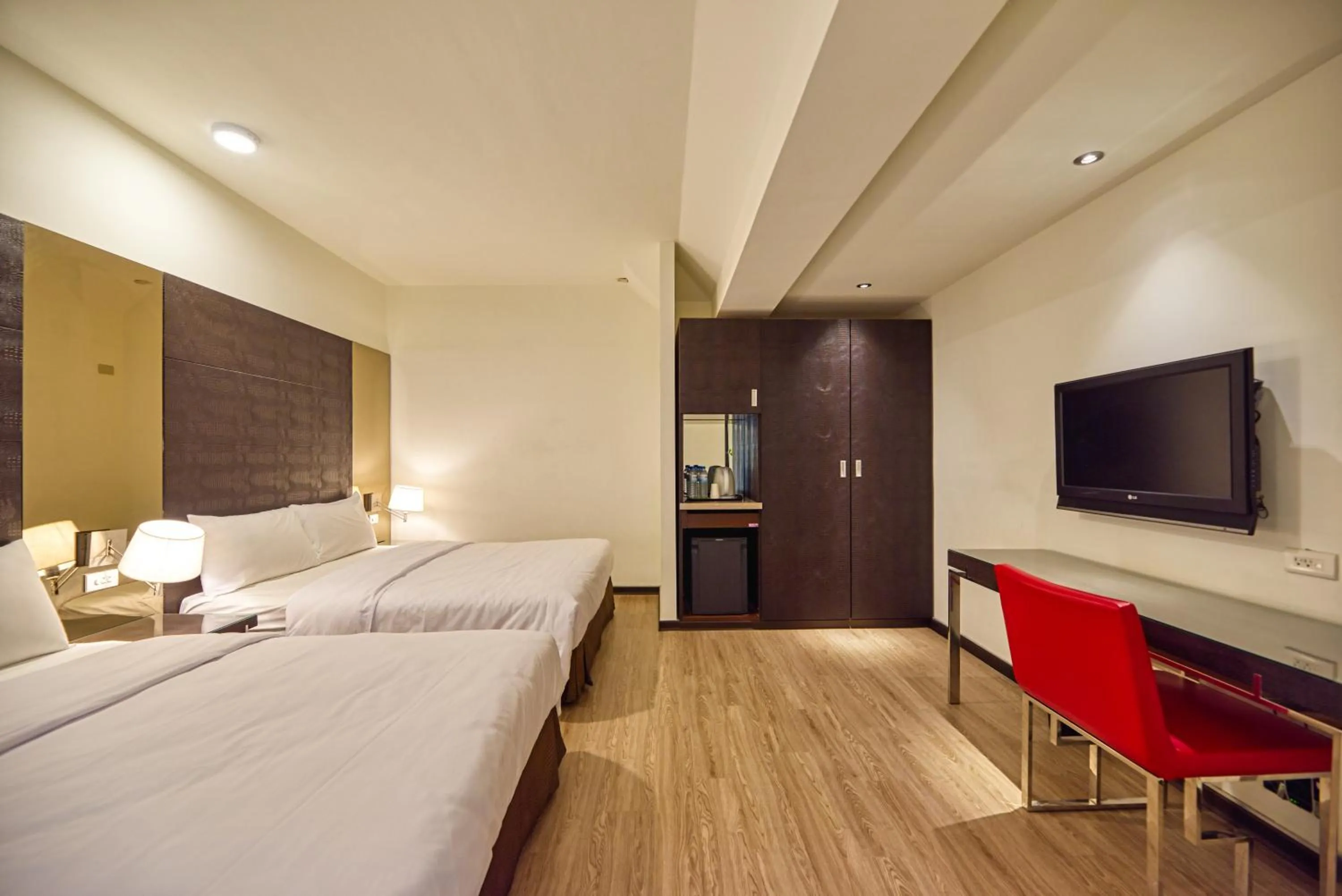 Bed in Jih Lih Hotel