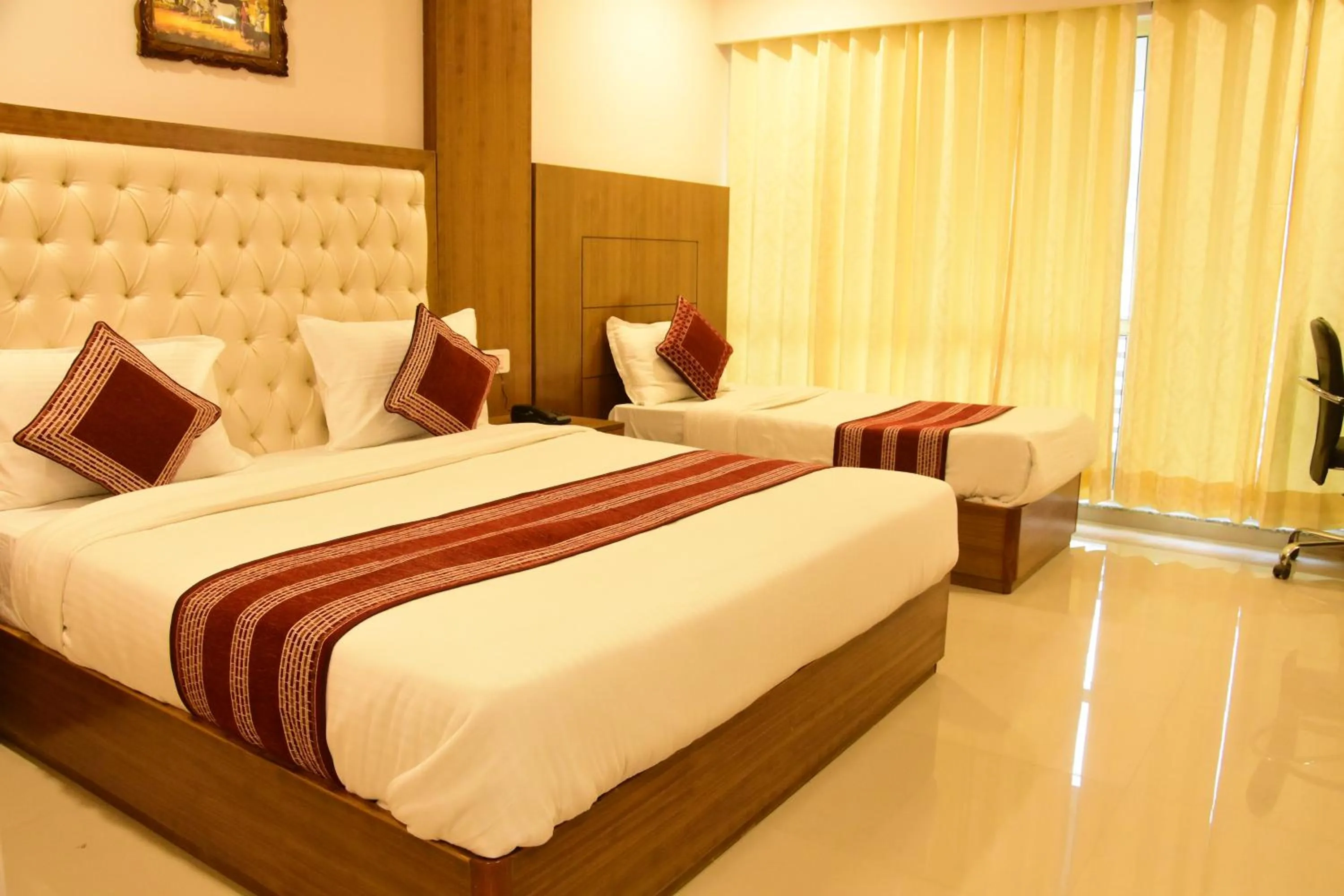 View (from property/room), Bed in Rama Trident, Katra