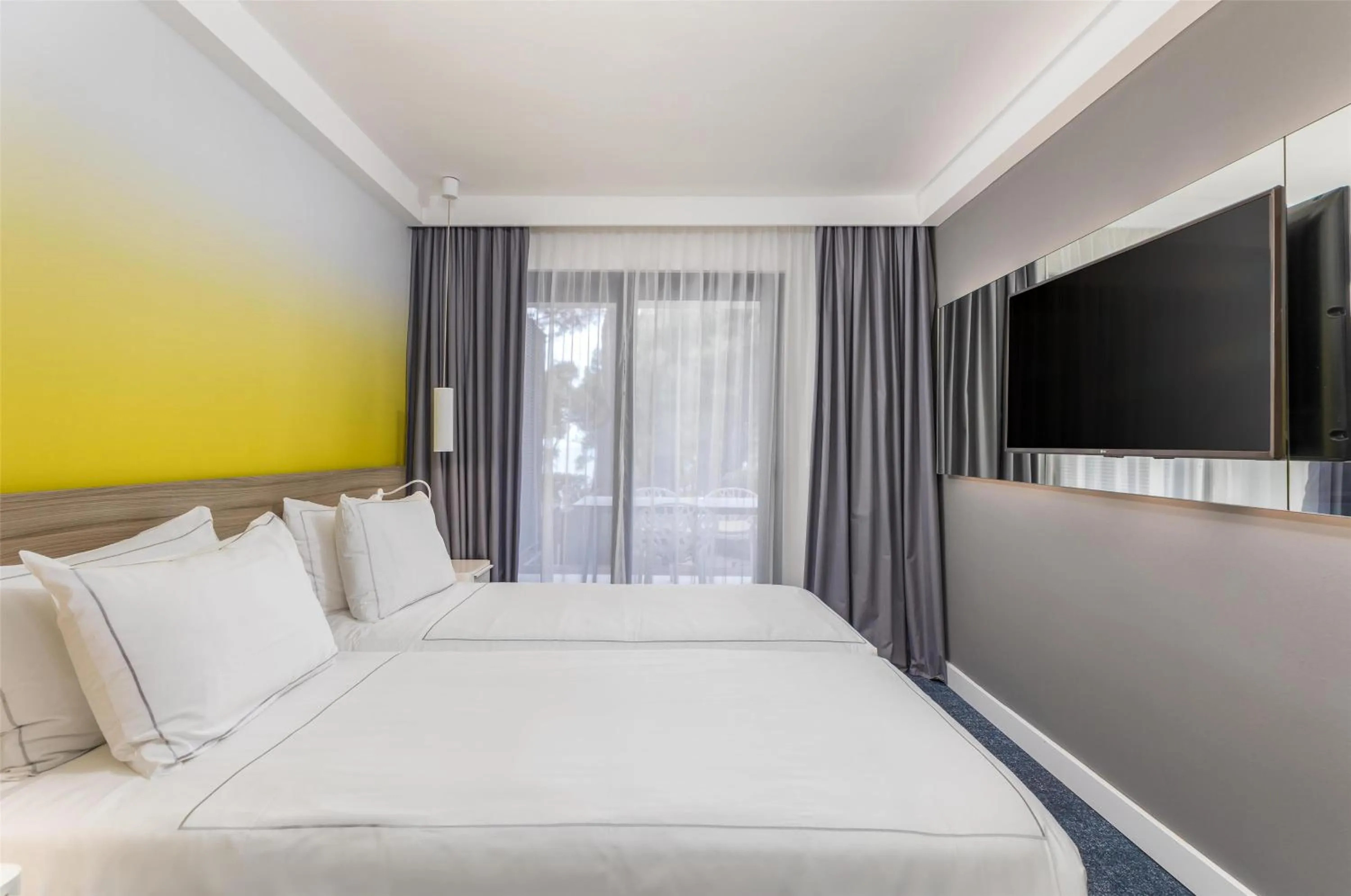 Photo of the whole room, Bed in Park Plaza Arena Pula