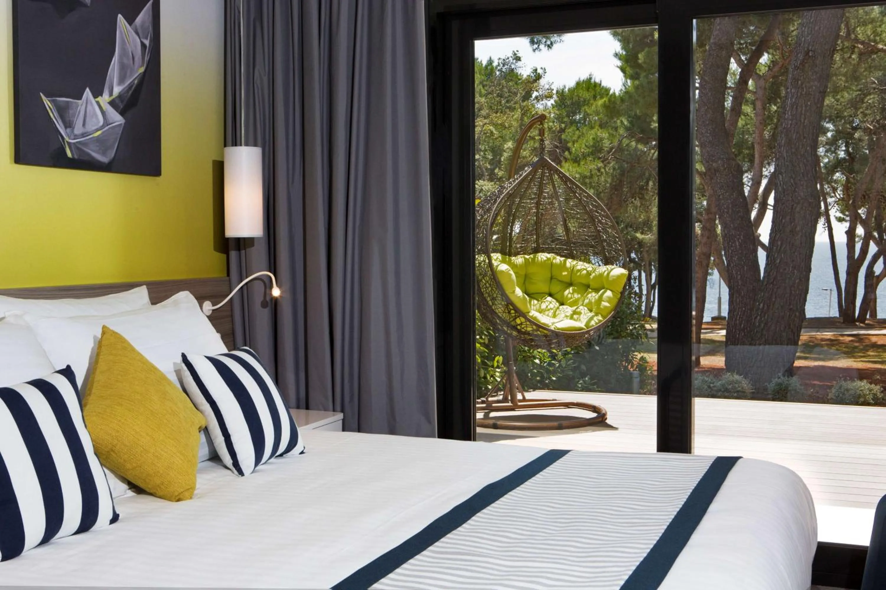 Bed in Park Plaza Arena Pula