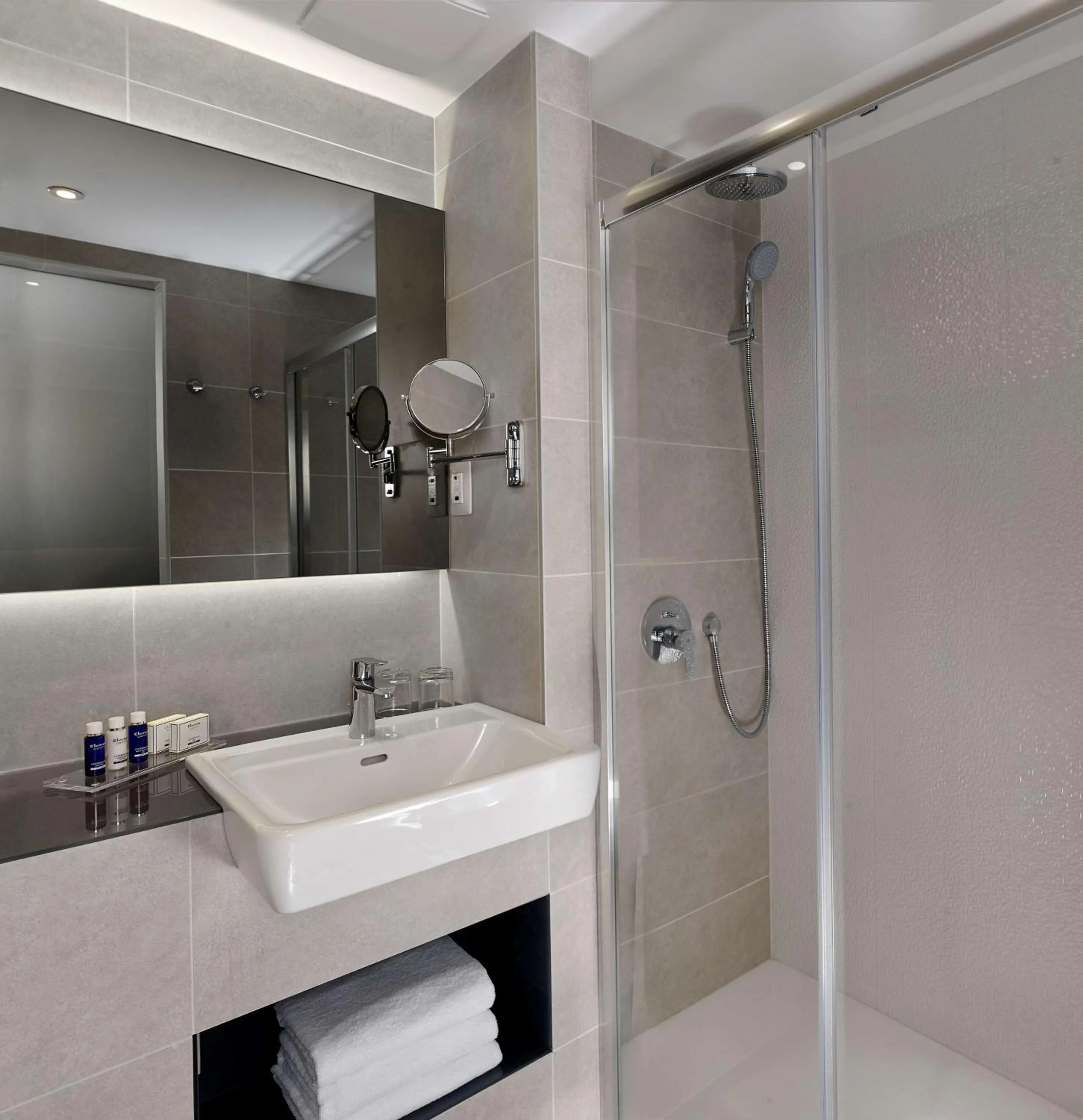 Toilet in Park Plaza Arena Pula