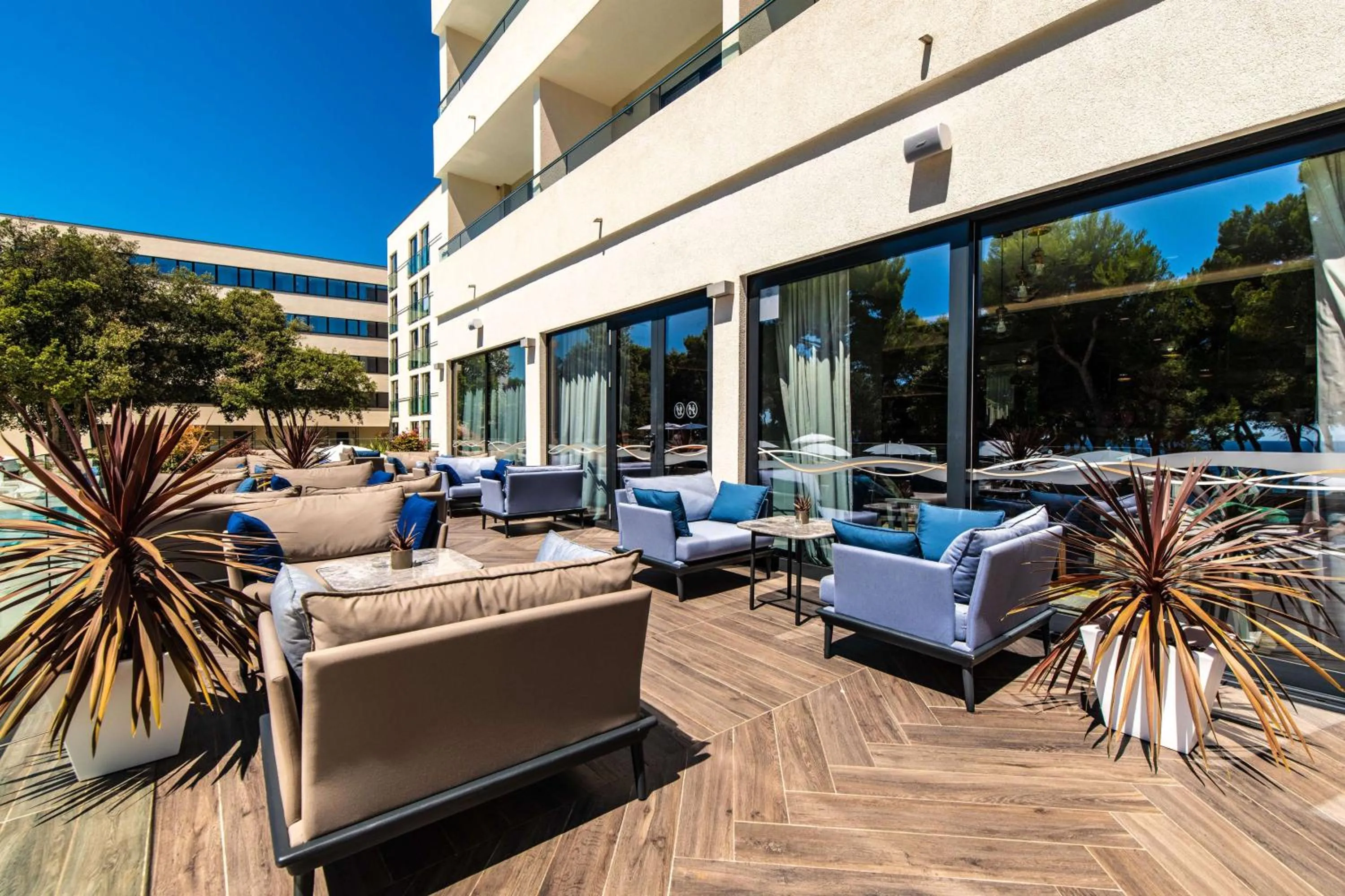 Lounge or bar in Park Plaza Arena Pula