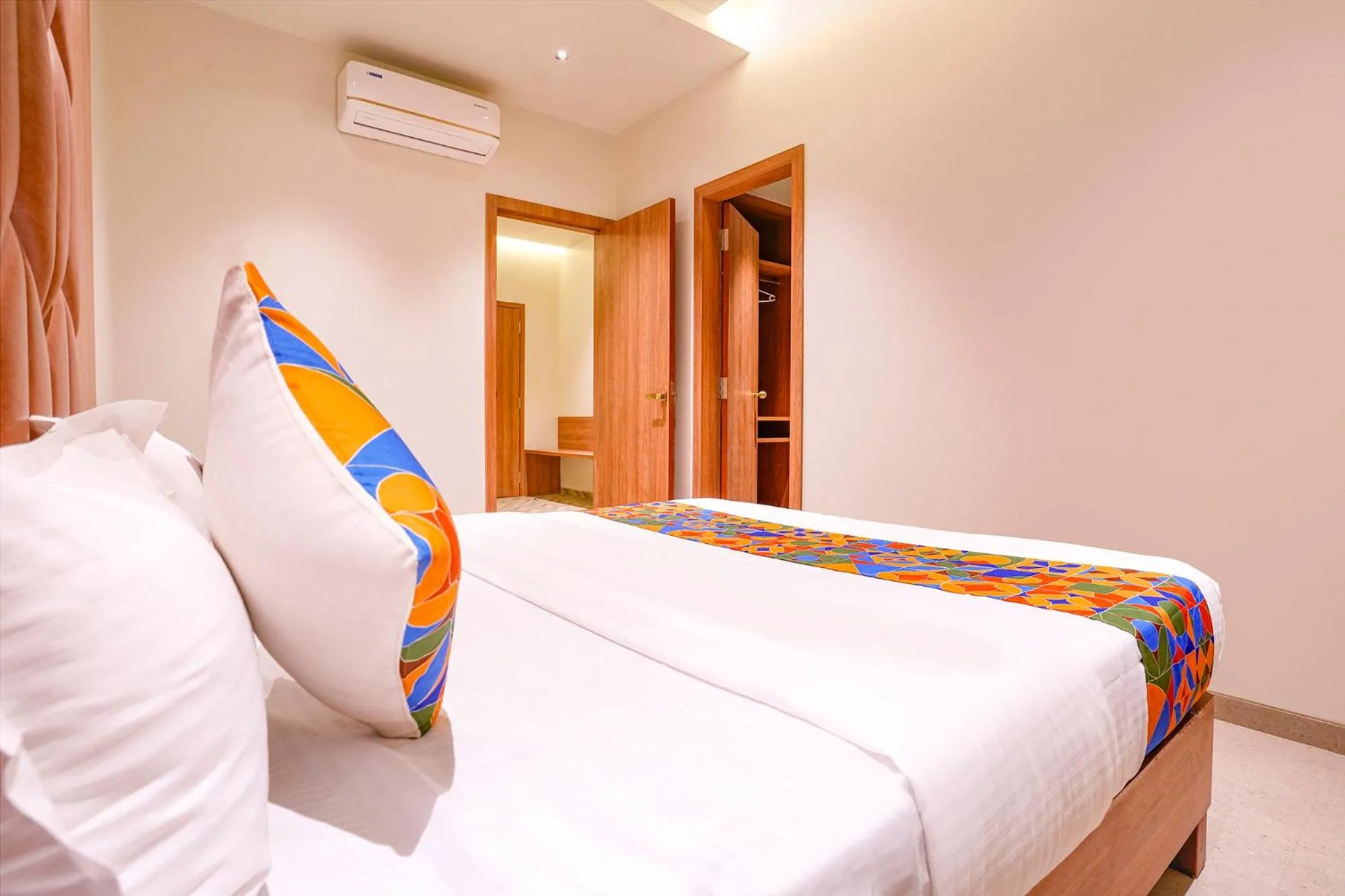 Deluxe Quadruple Room in Hotel Regency