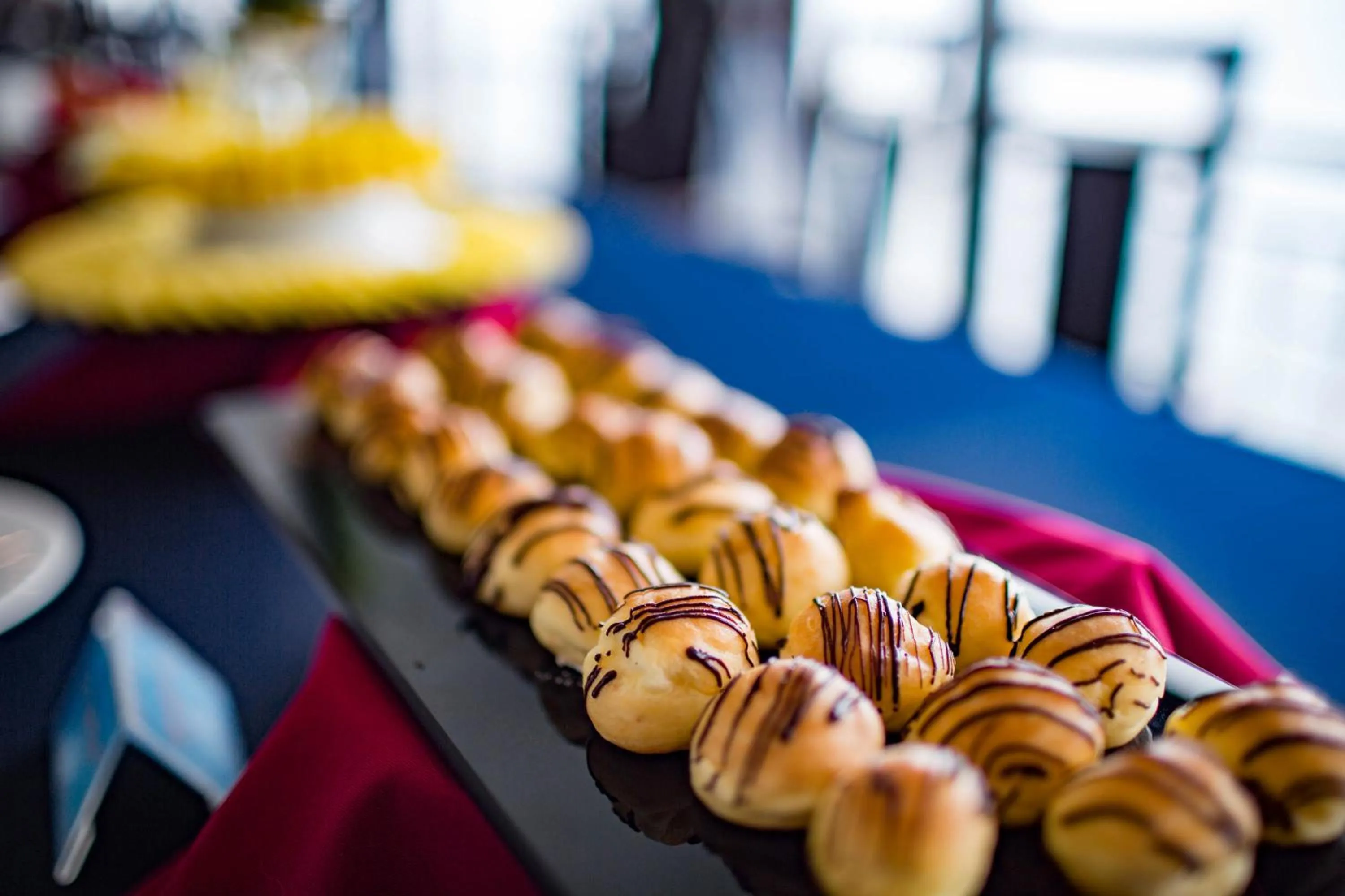 Food and drinks in Alisa Cruise Halong