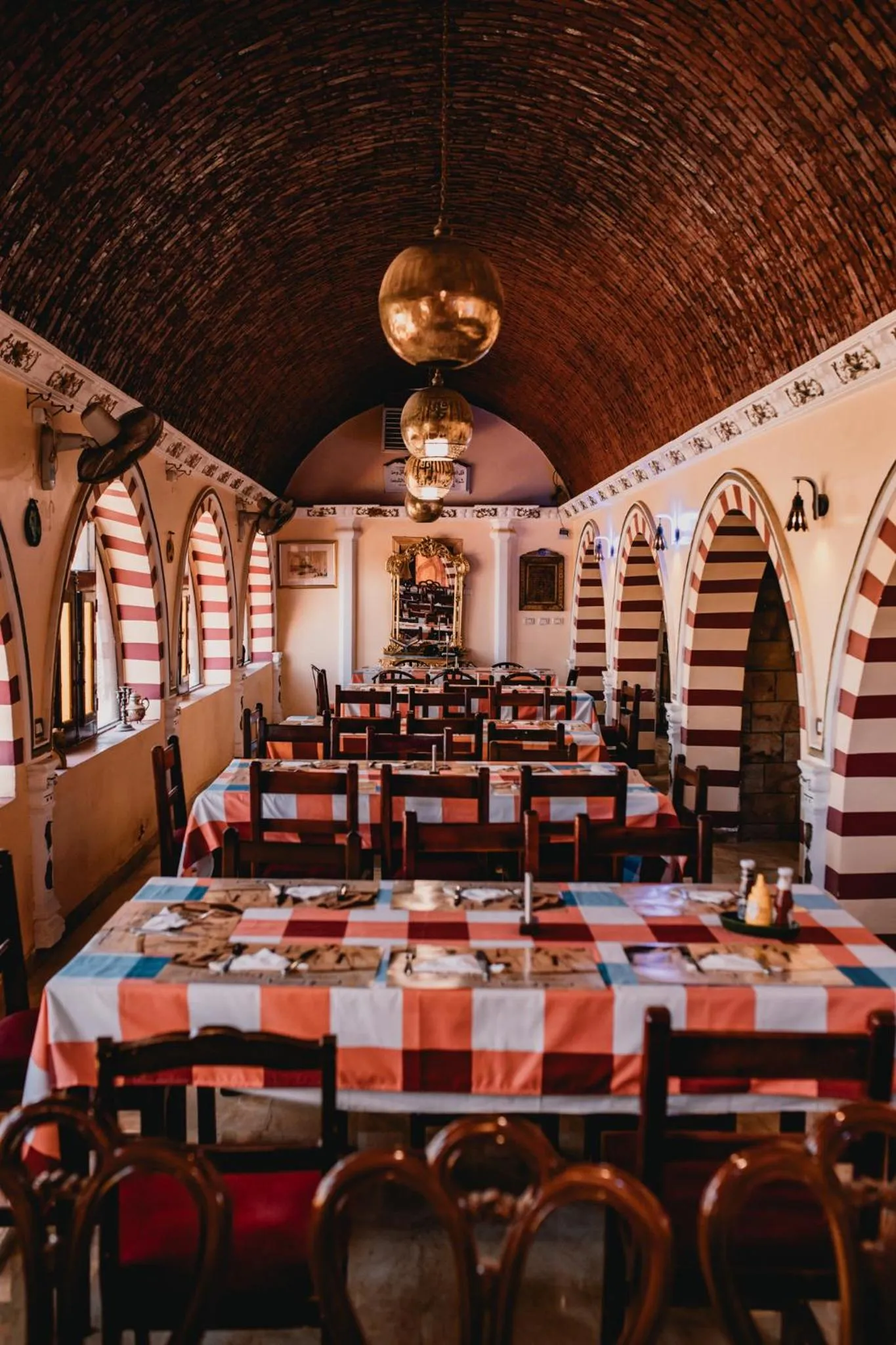 Restaurant/places to eat in Tuya Hotel