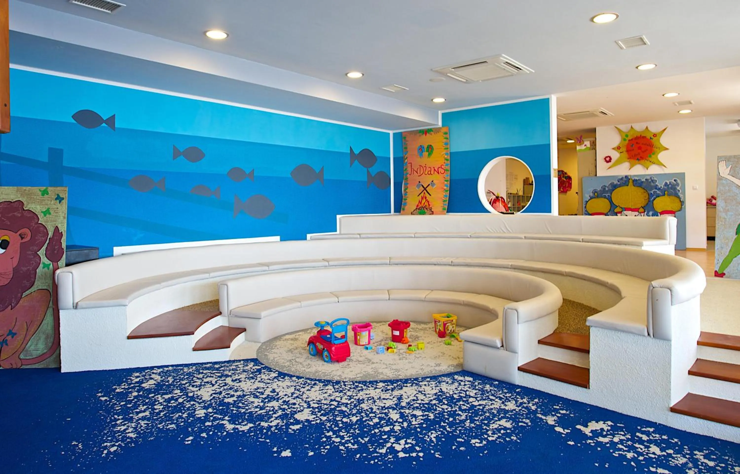 children in Arena Verudela Beach