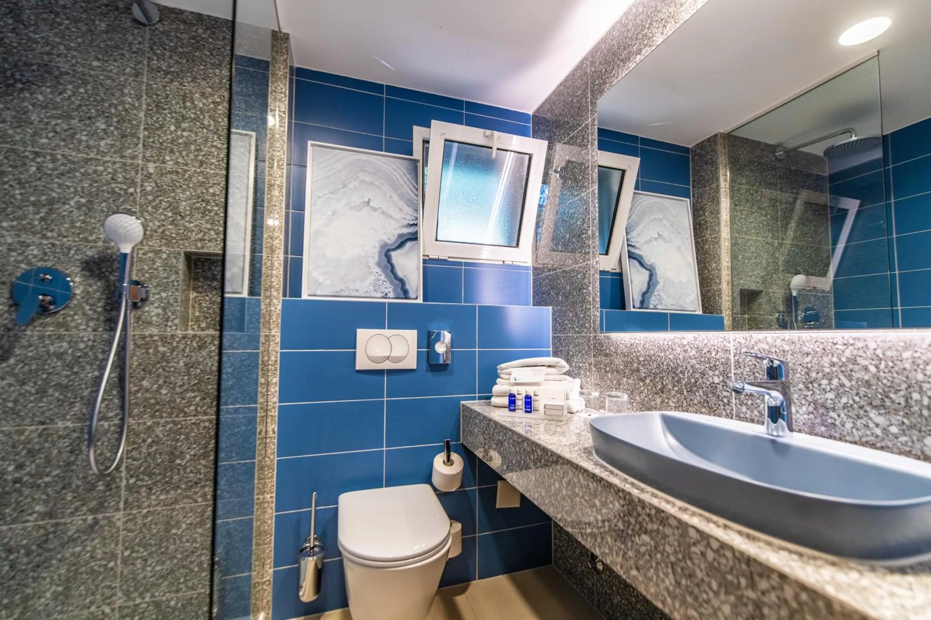 Shower in Arena Verudela Beach