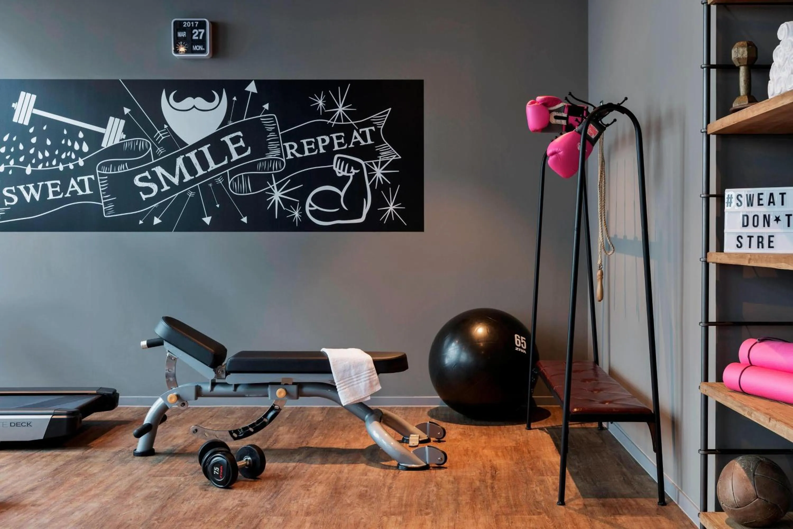 Fitness centre/facilities in MOXY Vienna Airport