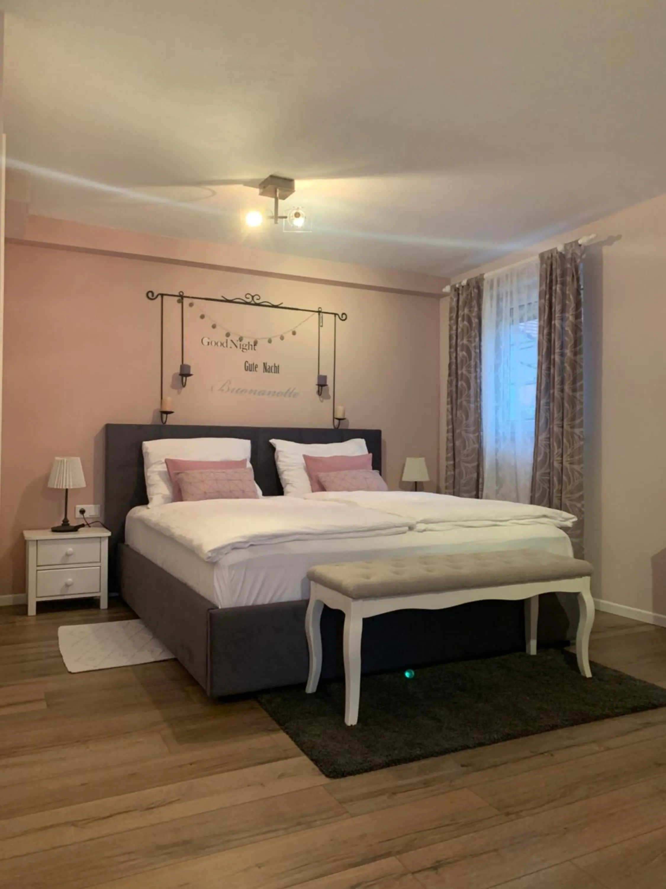 Bed in Pool Apartments Plitvice Lakes