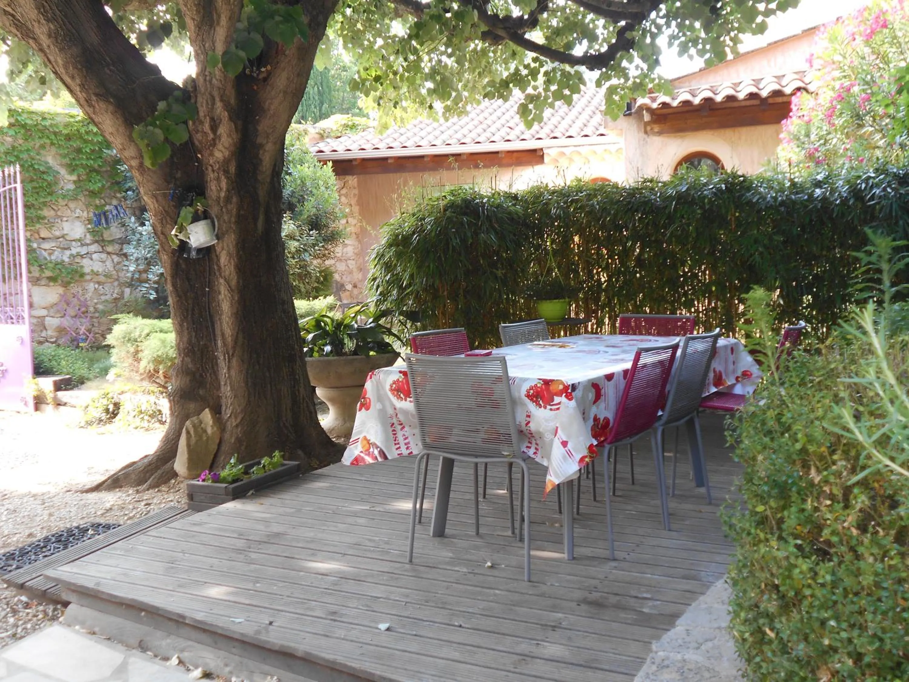 Balcony/Terrace in Louminai