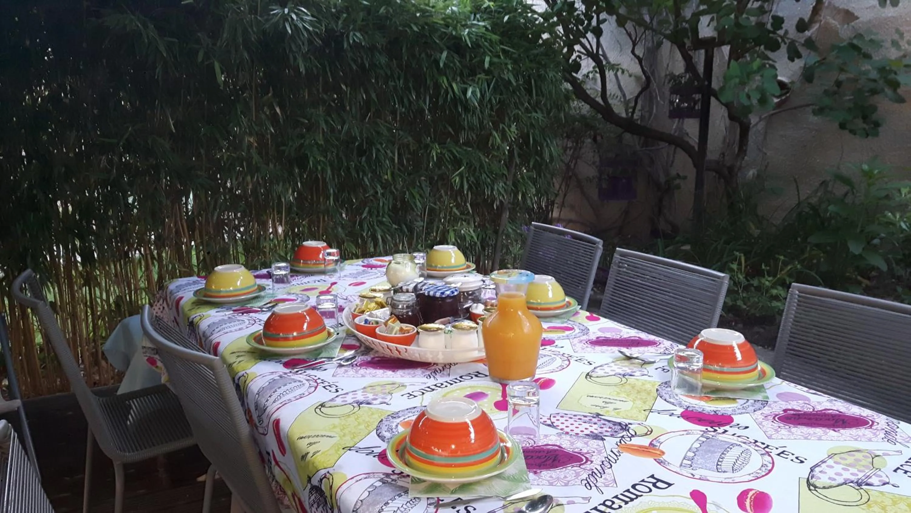 Breakfast in Louminai