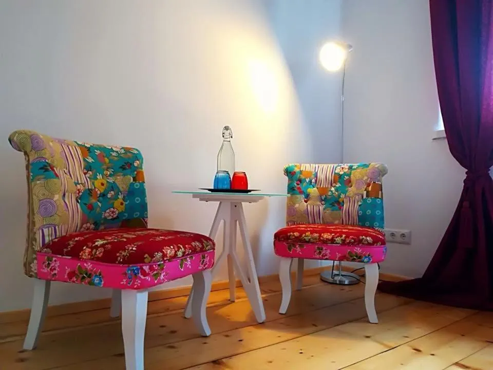 Seating area in Fenix Hall Boutique Hotel Hallstatt