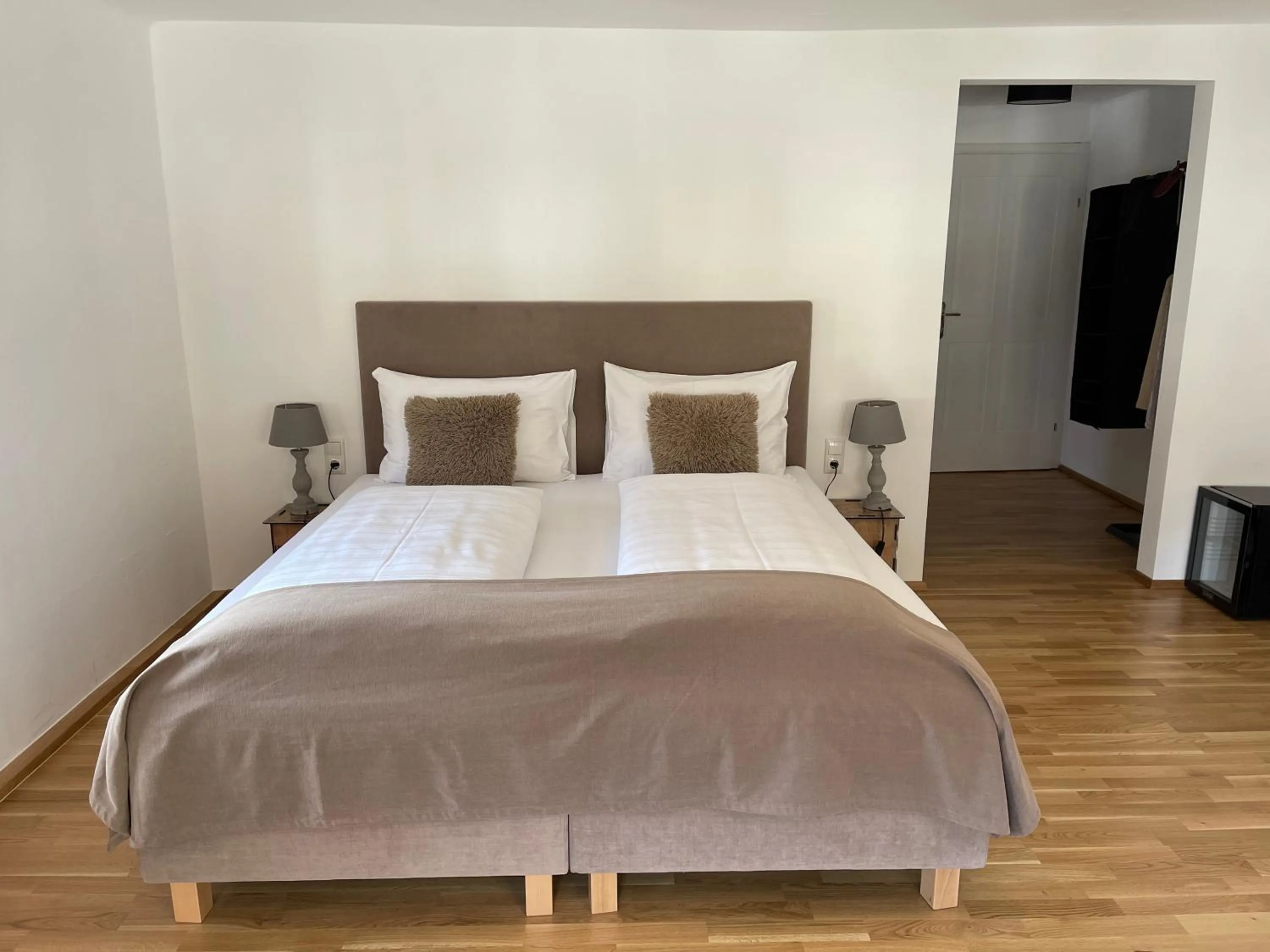 Bed in Fenix Hall Boutique Hotel Hallstatt