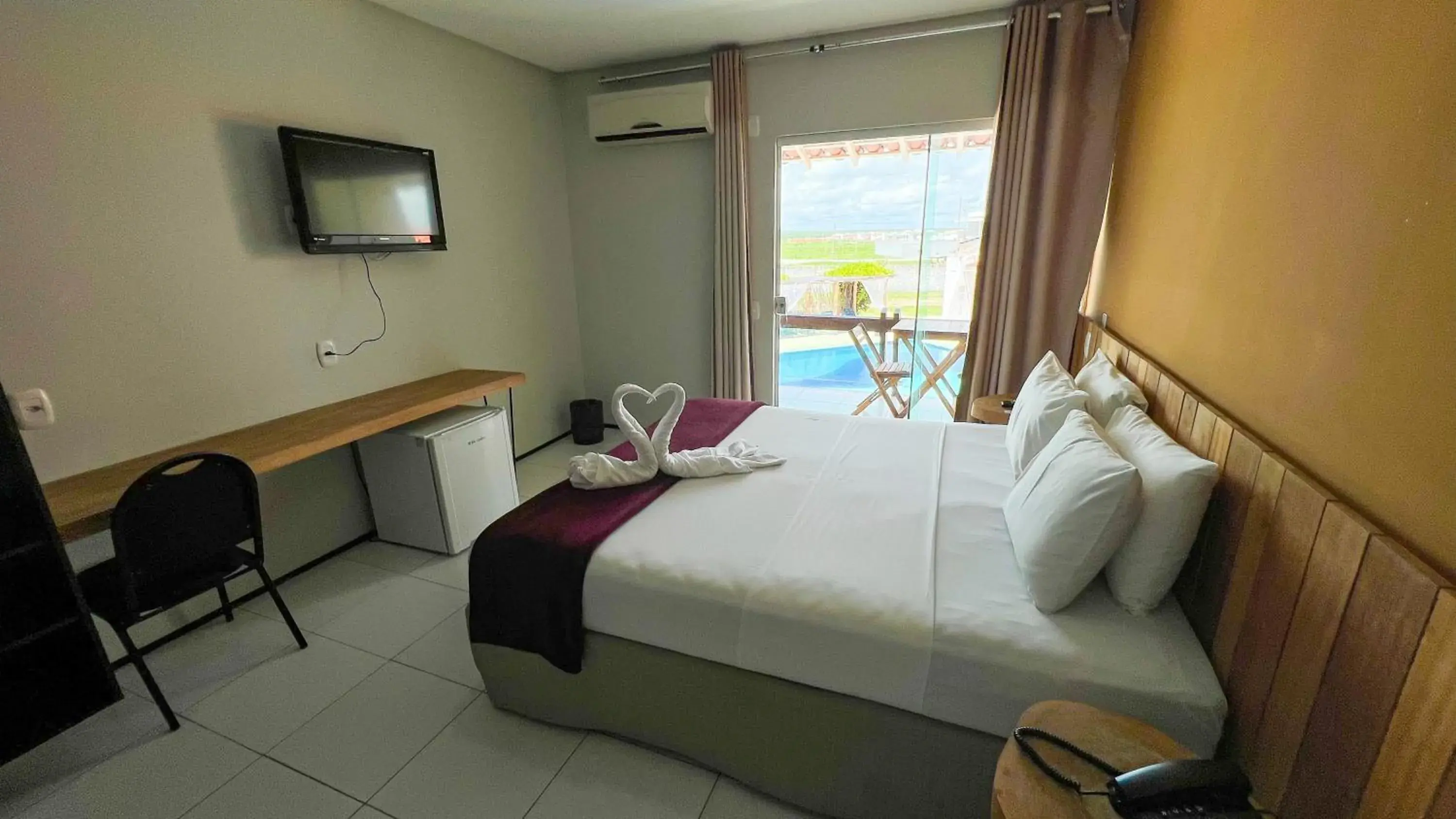Deluxe Double or Twin Room - single occupancy in Arrey Beach Hotel Deluxe Double or Twin Room - single occupancy in Arrey Beach Hotel