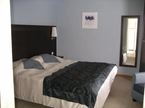 Bed in Hotel Les Mignees