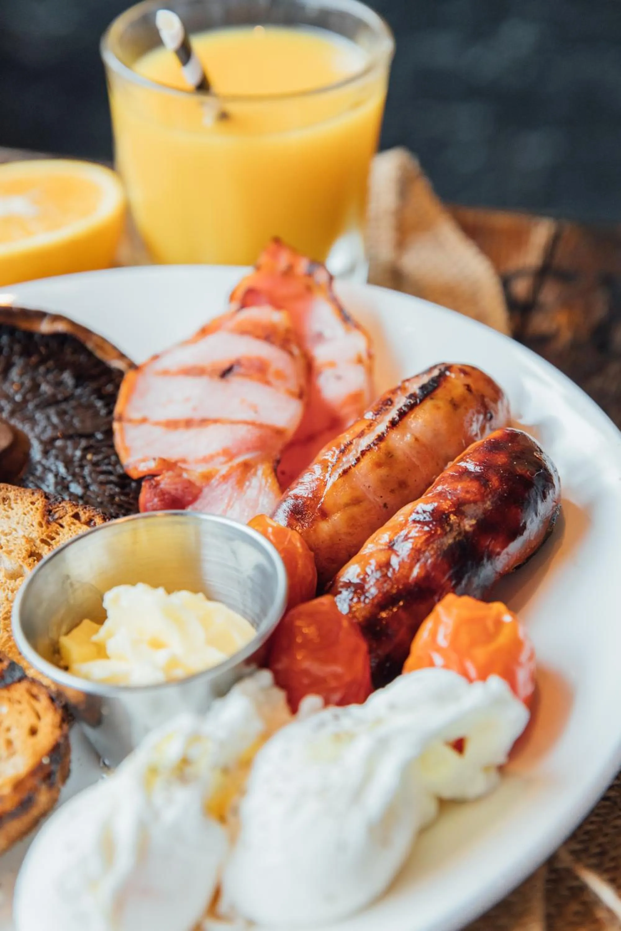 Breakfast in Banyers House