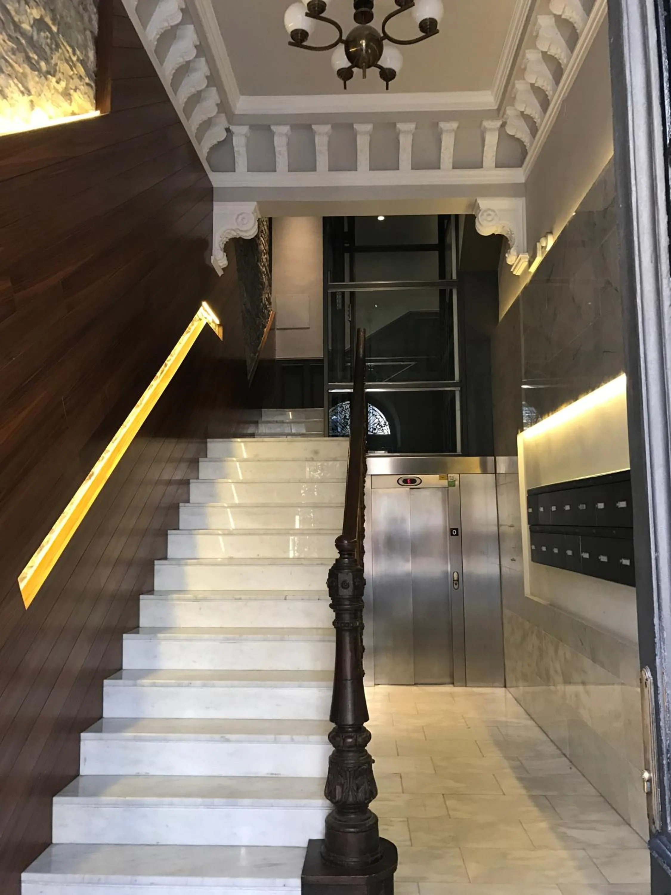 Property building in Pensión La Perla