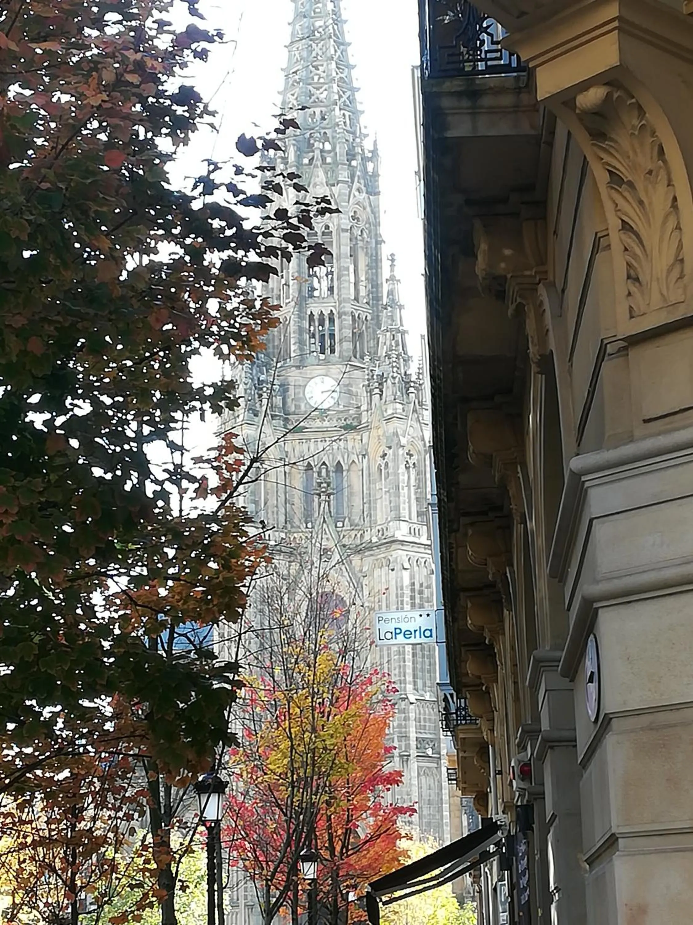 City view in Pensión La Perla