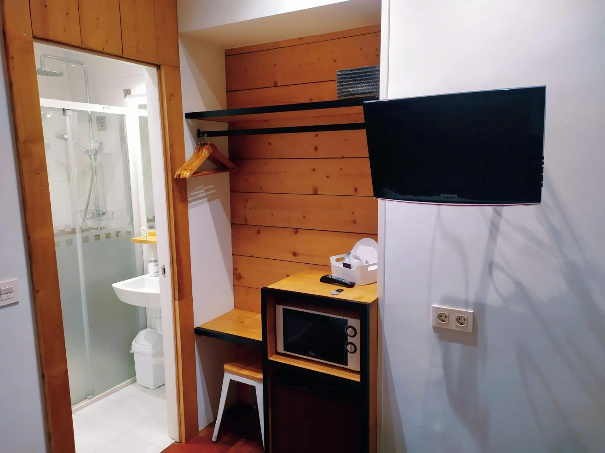 Decorative detail in Pensión La Perla