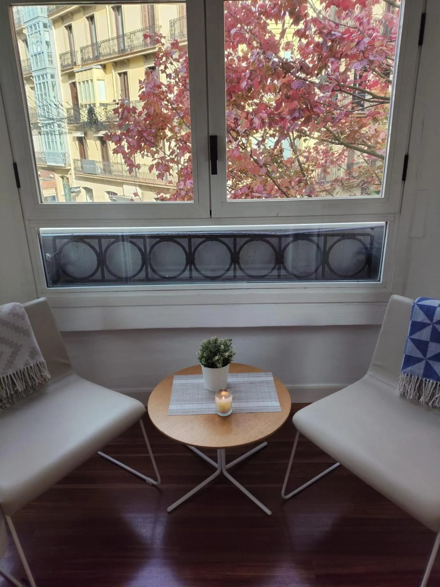 Living room in Pensión La Perla