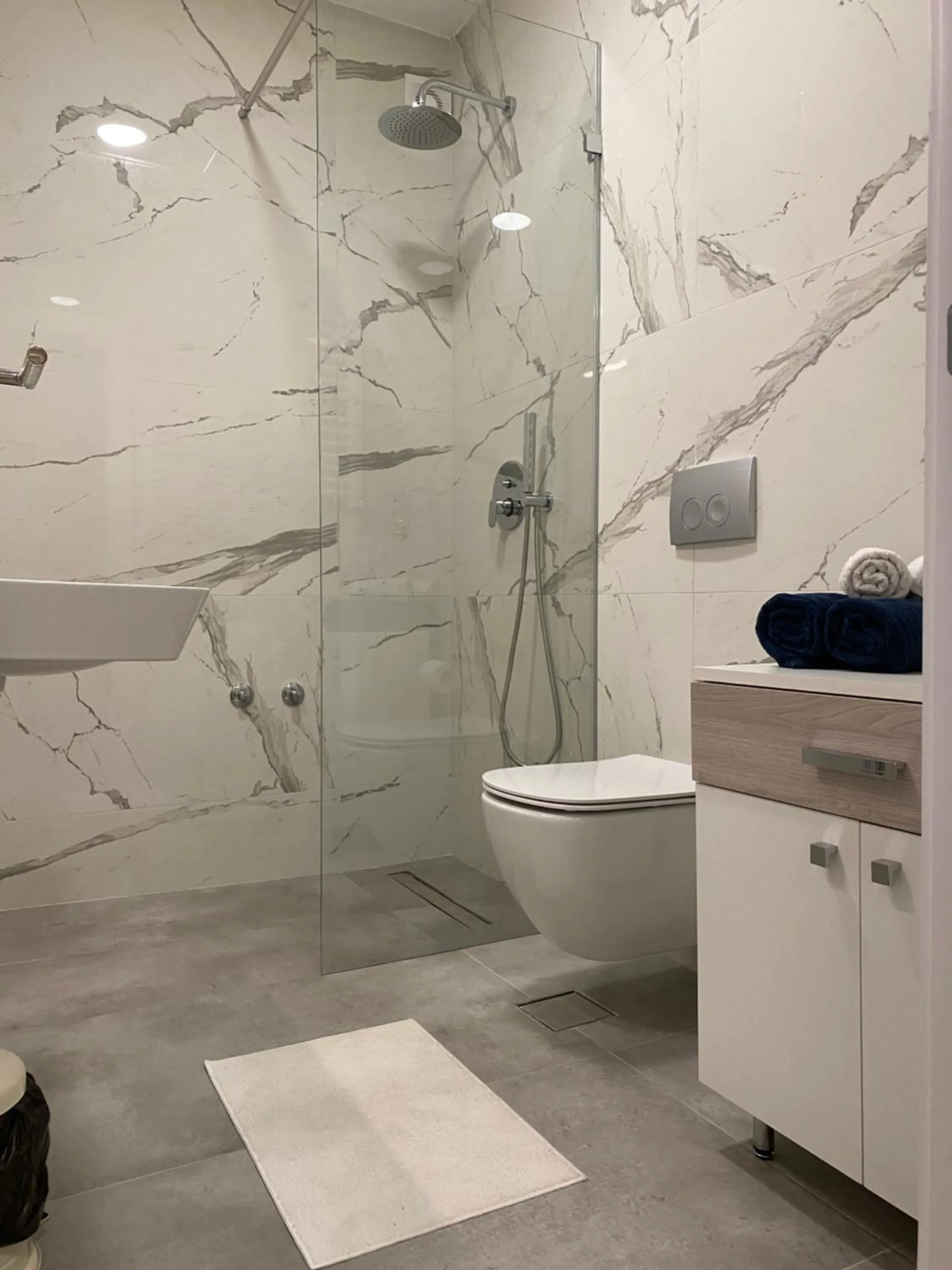 Premium Apartments