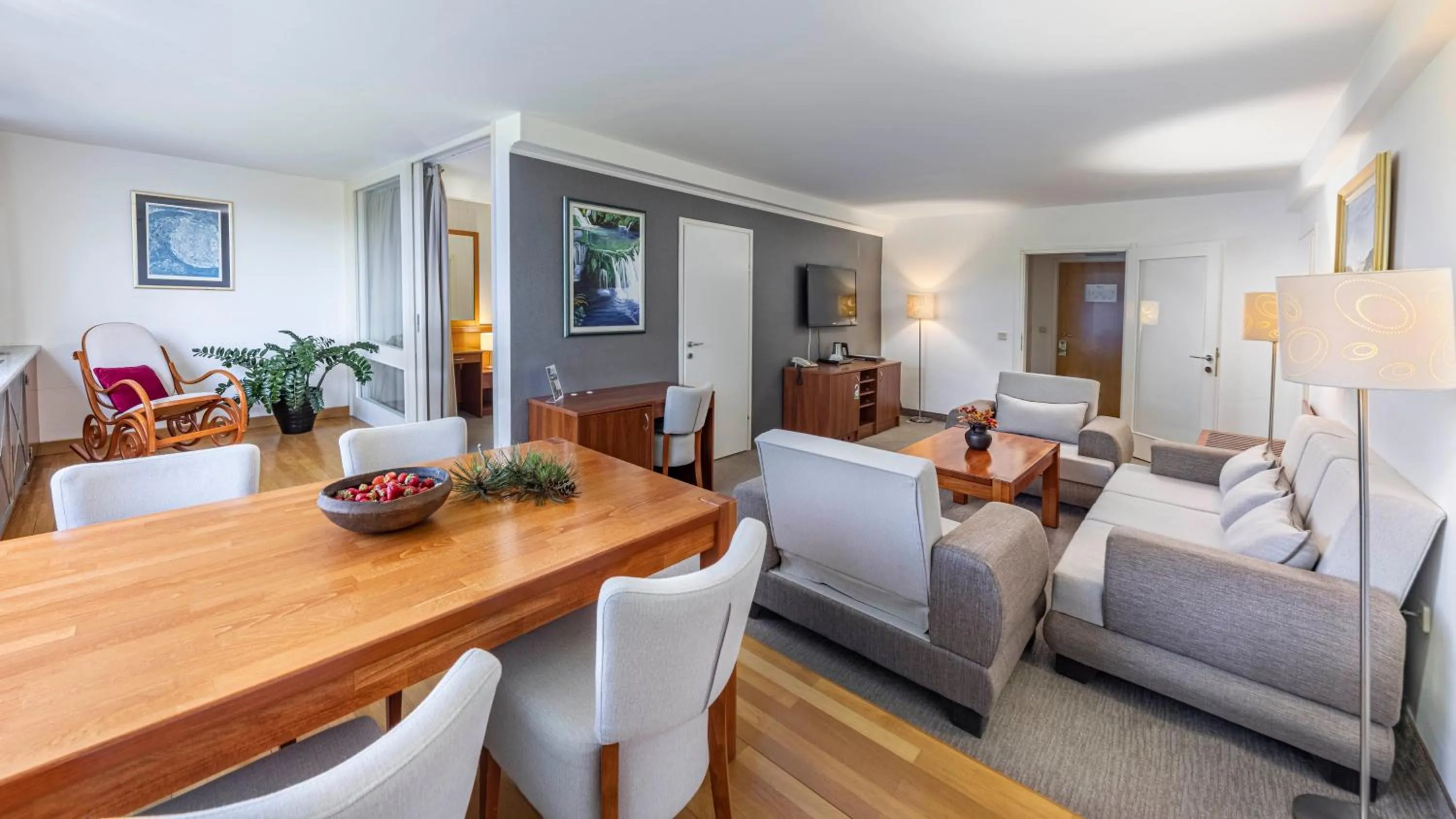 Living room in Hotel Jezero - Plitvice Lakes National Park