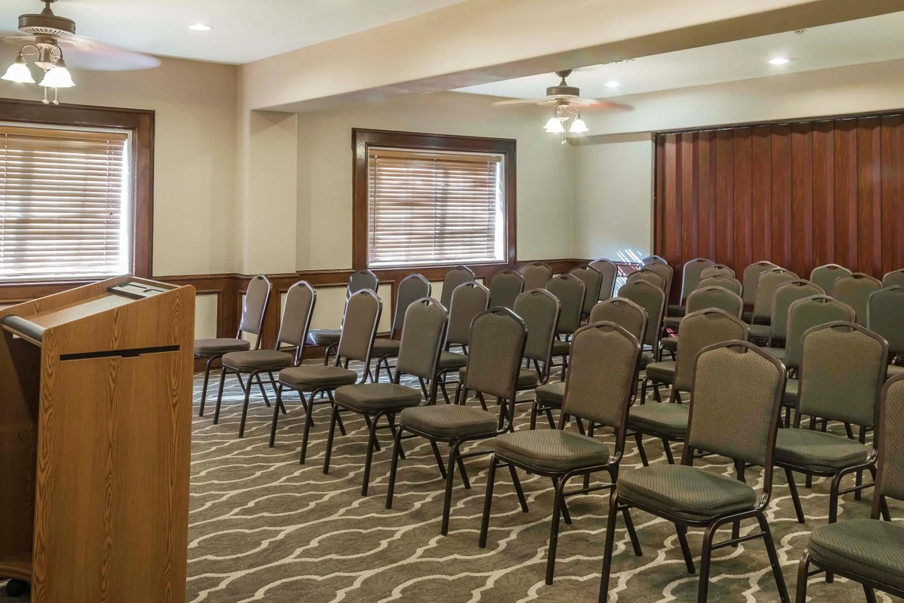 Meeting/conference room in MainStay Suites Edinburg South