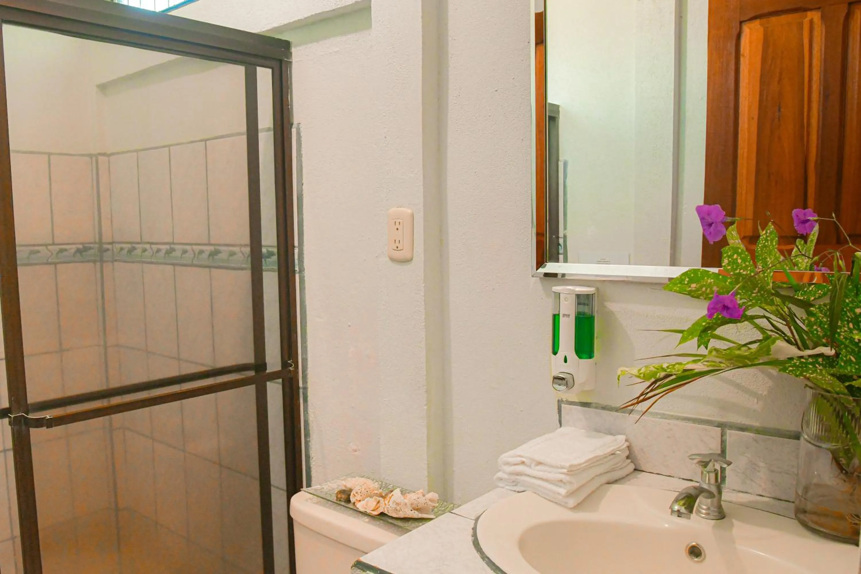 Cabinas Bahía Uvita - Marino Ballena National Park Lodge